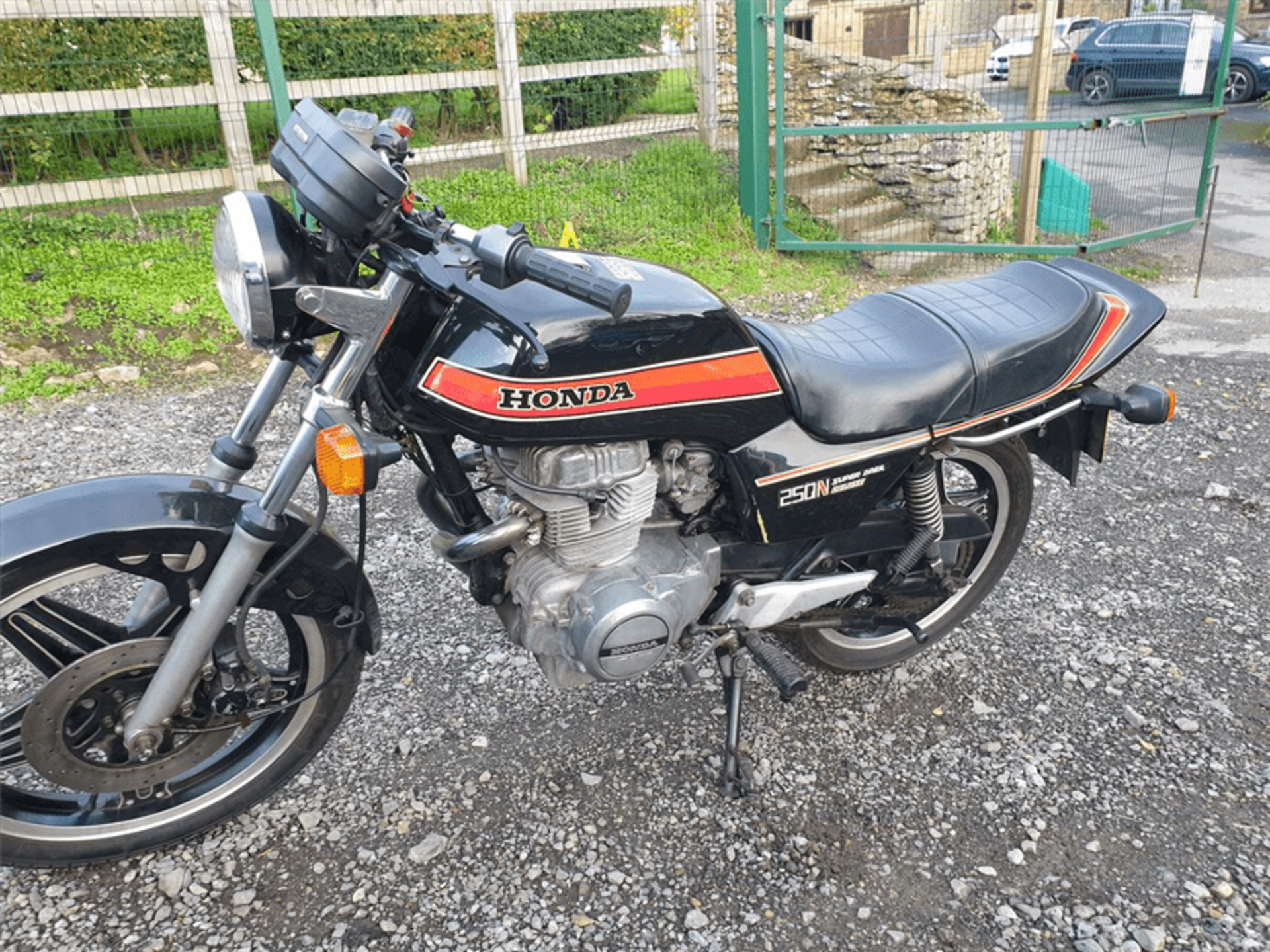 1982 HONDA CB250N