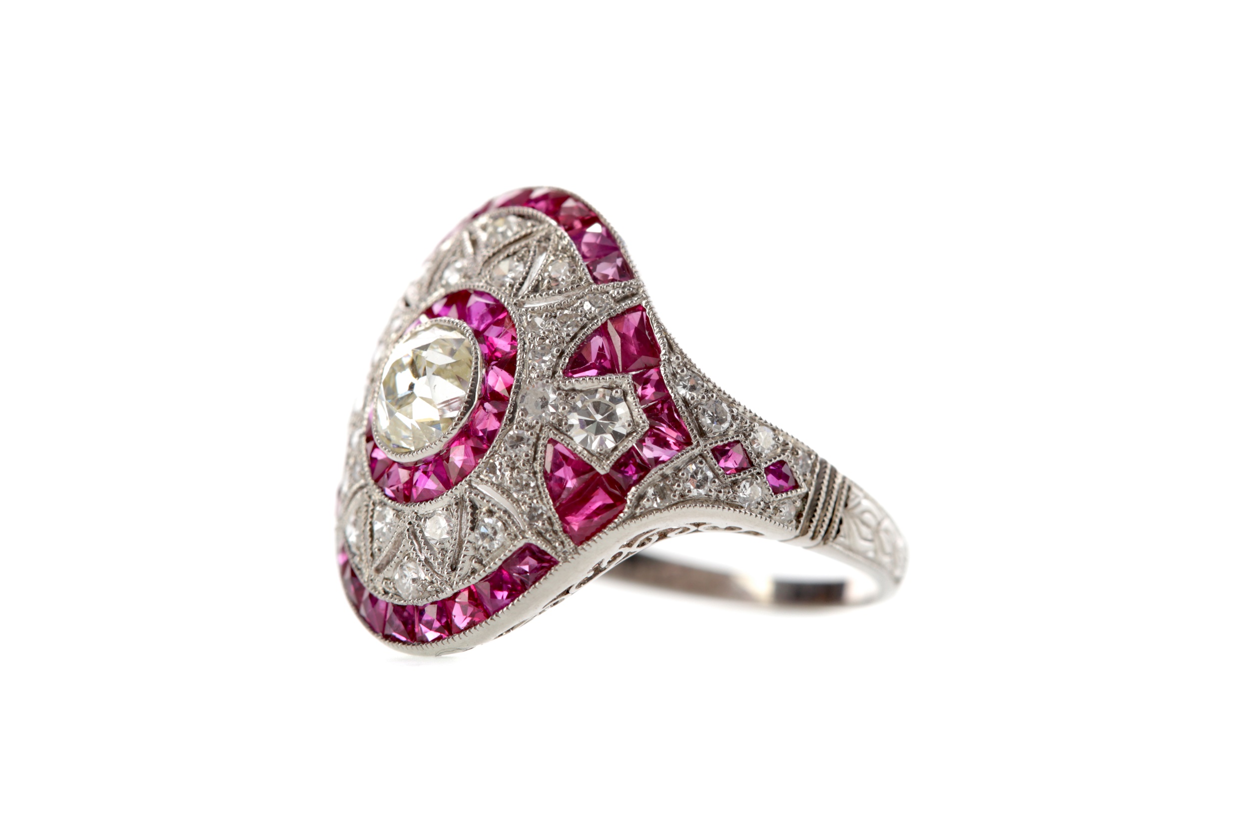 A RUBY, SPINEL AND DIAMOND RING - Image 2 of 2