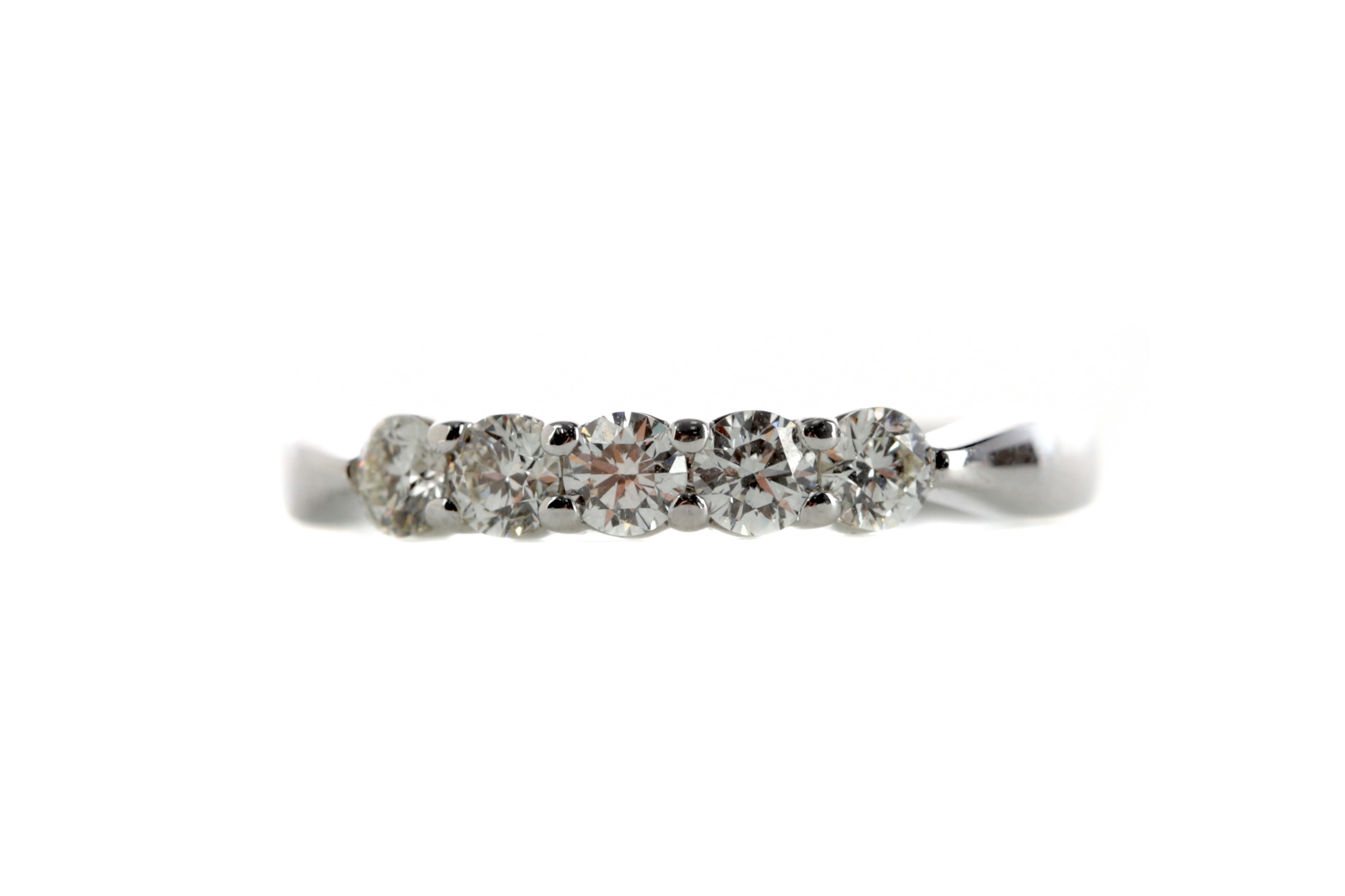 A DIAMOND FIVE STONE RING