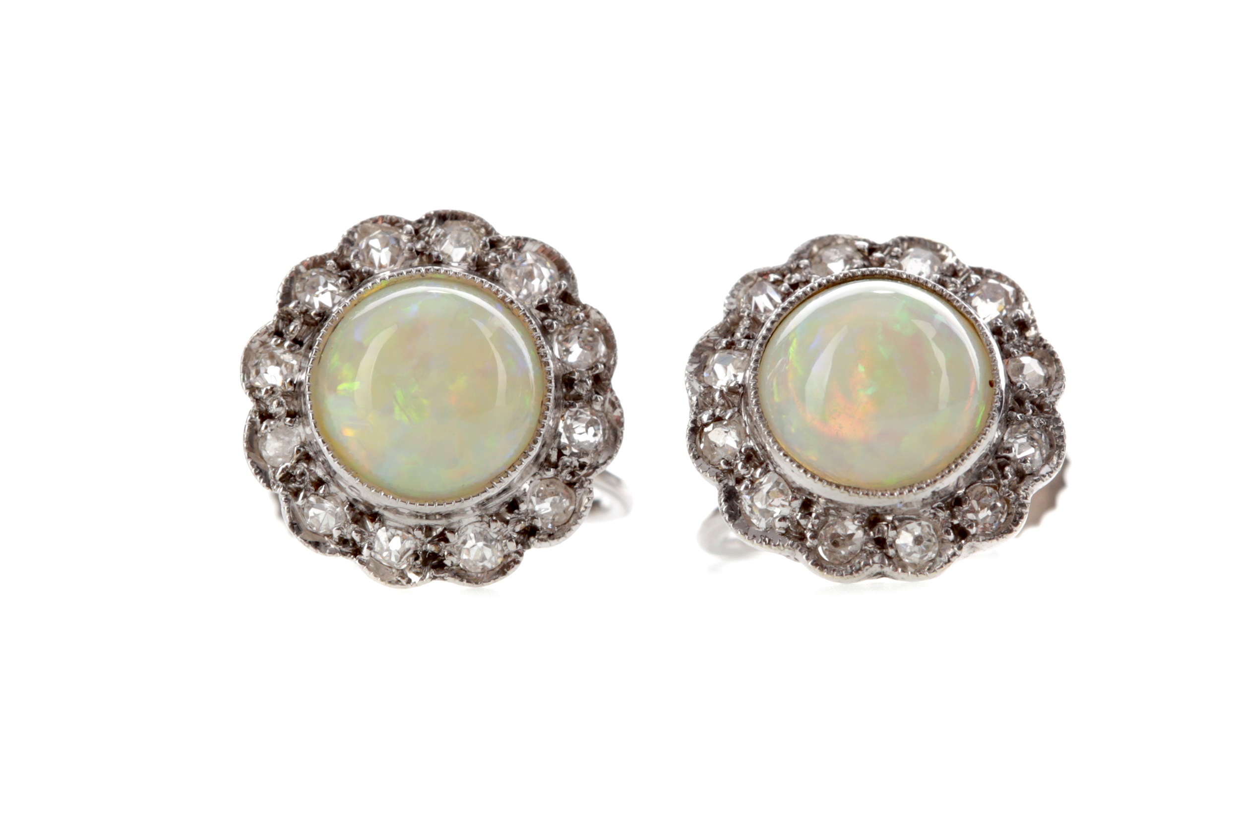 AN OPAL RING AND EARRING SET - Image 2 of 2