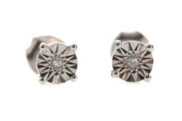 A PAIR OF DIAMOND STUD EARRINGS