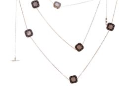 A ROBERTO COIN 'POIS MOI' MOTHER OF PEARL NECKLACE