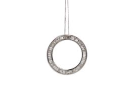 A DIAMOND CIRCLE NECKLACE