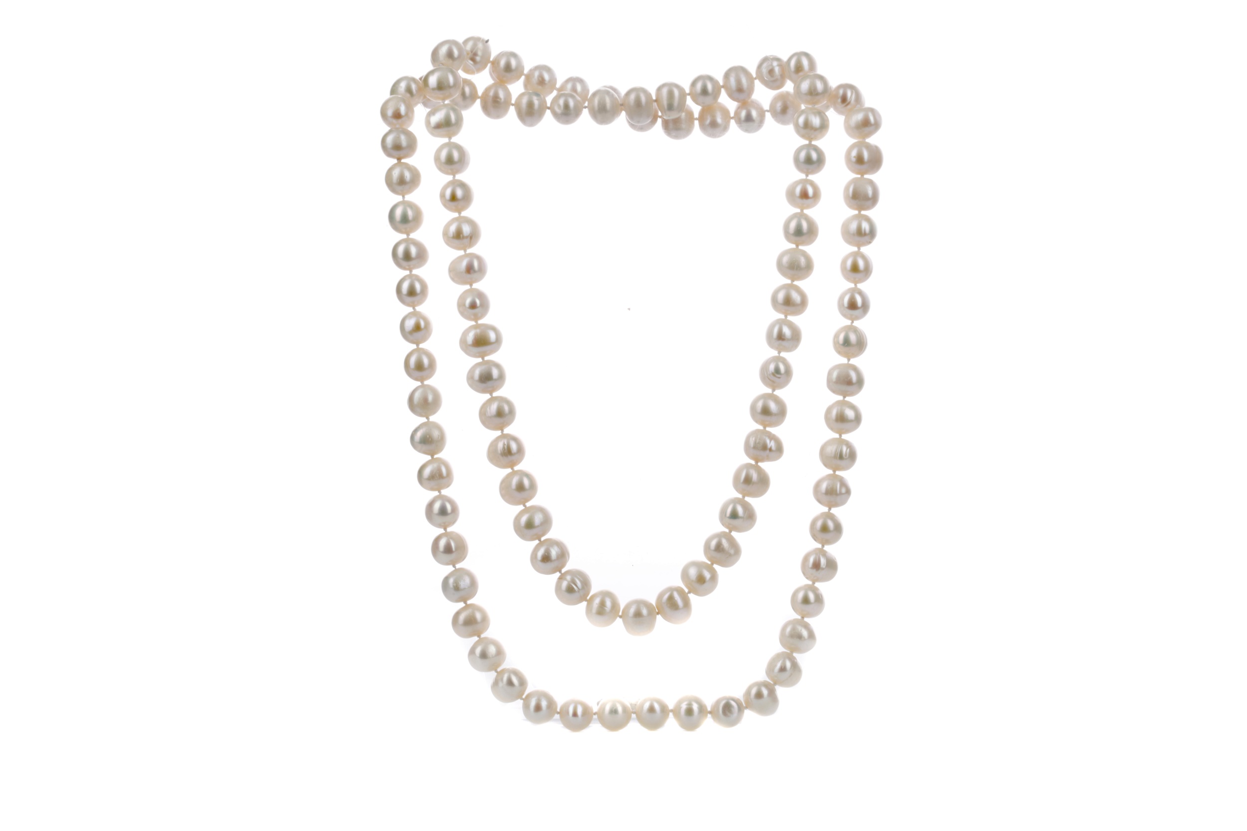 A STRING OF LARGE PEARLS