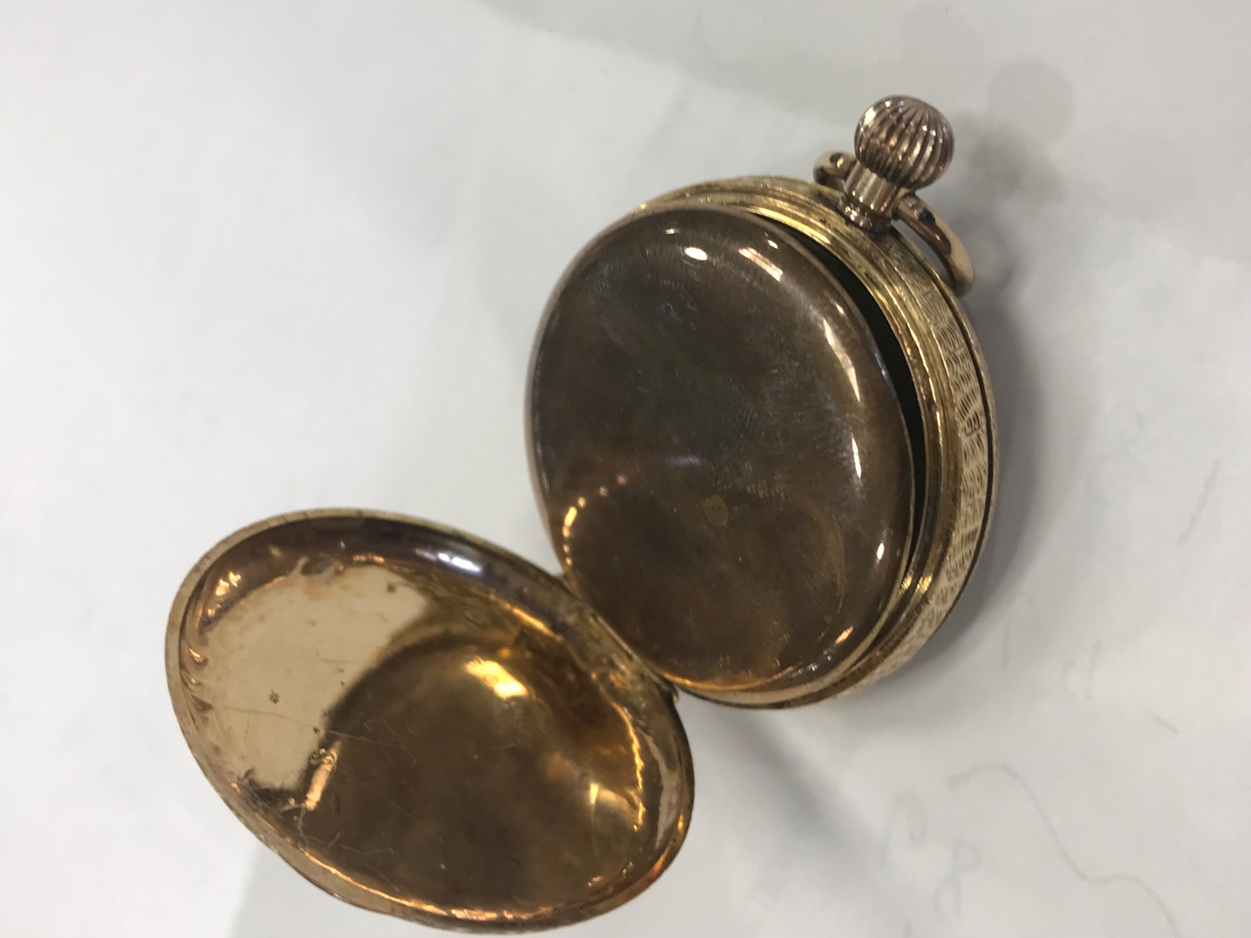 A GOLD CASED OPEN FACE FOB WATCH - Image 6 of 6
