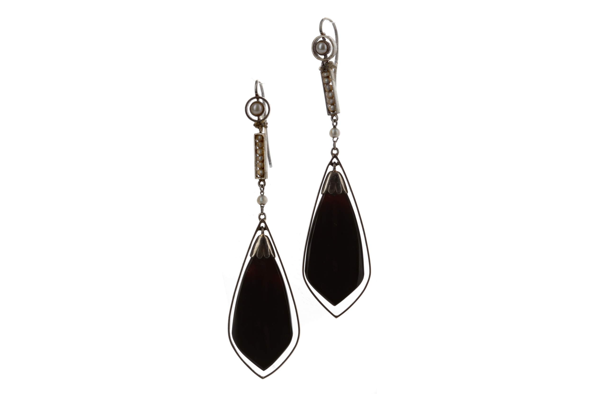 A PAIR OF SEED PEARL AND ONYX EARRINGS