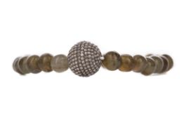 A LABRADORITE AND DIAMOND BRACELET