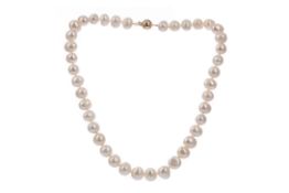 A PEARL NECKLACE