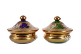 A PAIR OF CONTEMPORARY MURANO GLASS JARS AND COVERS