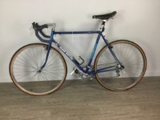 A VINTAGE CLAUD BUTLER ROAD BIKE