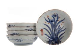 A SET OF FIVE 20TH CENTURY JAPANESE CIRCULAR SHALLOW BOWLS