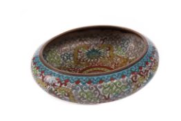 A 20TH CENTURY CHINESE CLOISONNE BOWL