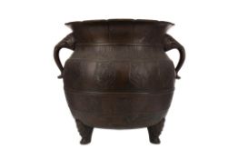 A 20TH CENTURY CHINESE BRONZE CAULDRON