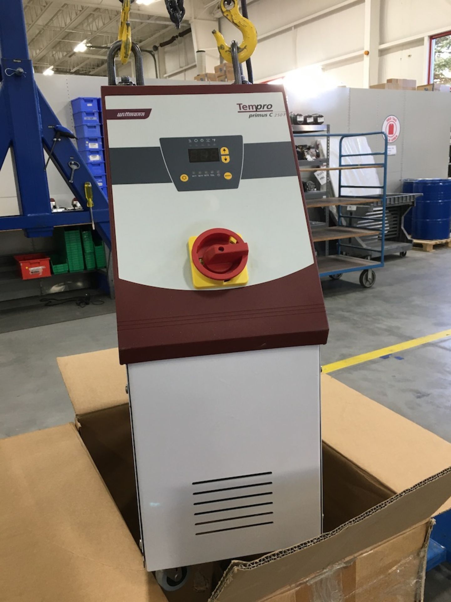 (1) 2016 Wittmann 1 HP, 12 kw Heater, Temperature Control Unit