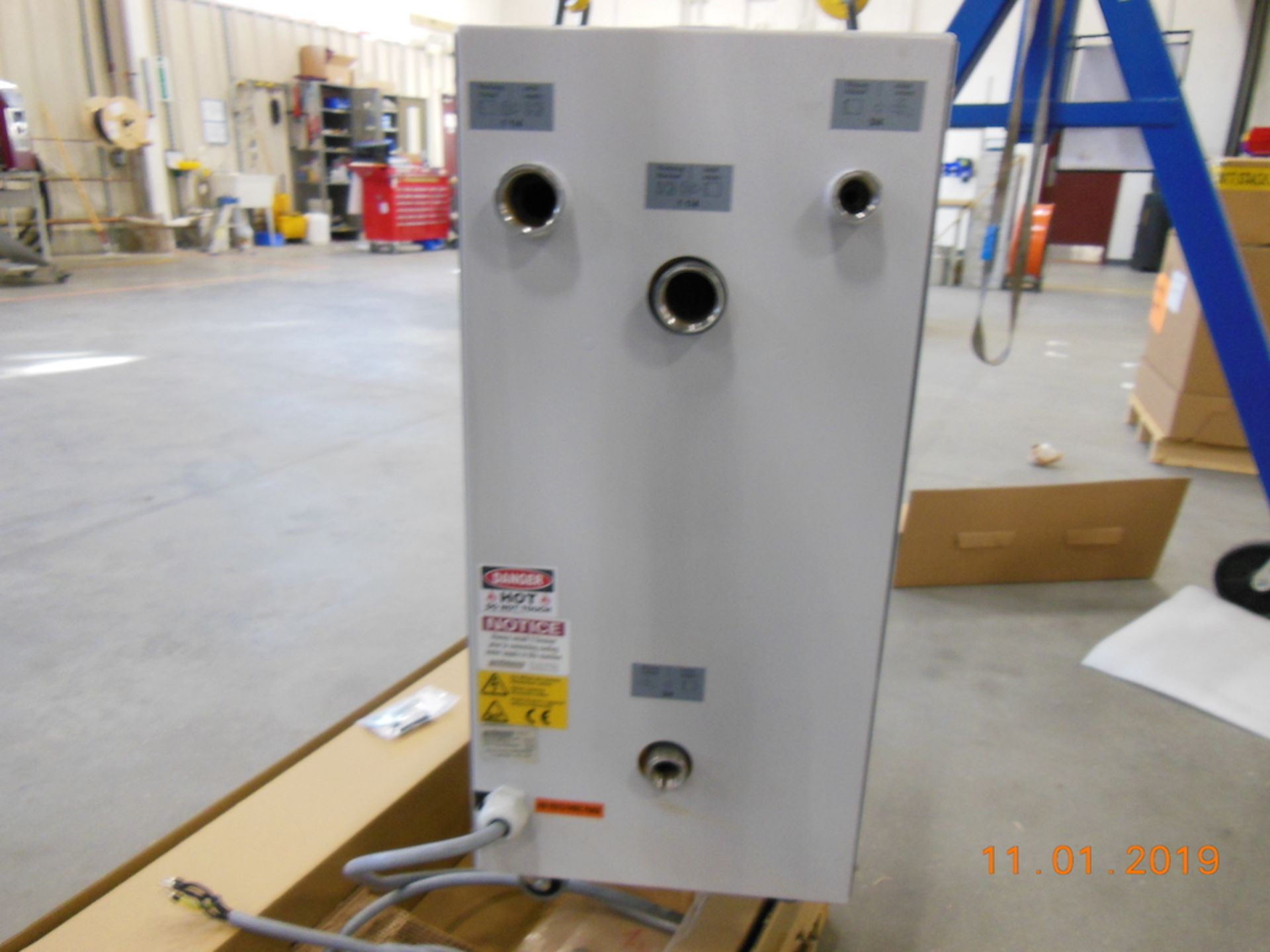 (1) 2019 Wittmann 3 HP, 24 kw Heater, Temperature Control Unit - Image 2 of 5