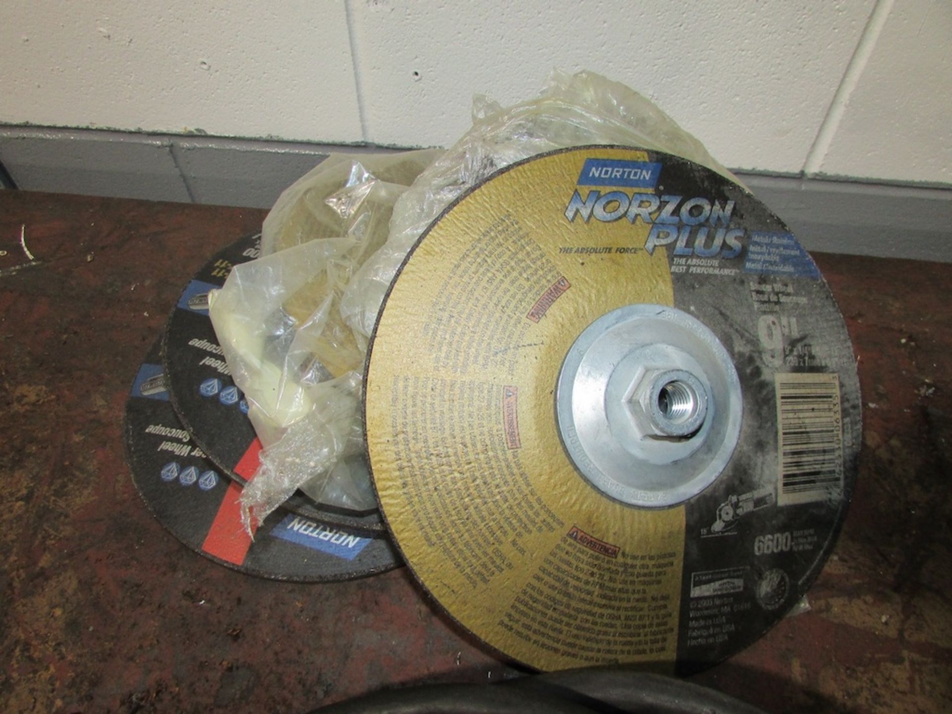 (1) 9" HD Electric Angle Grinder - Image 3 of 3