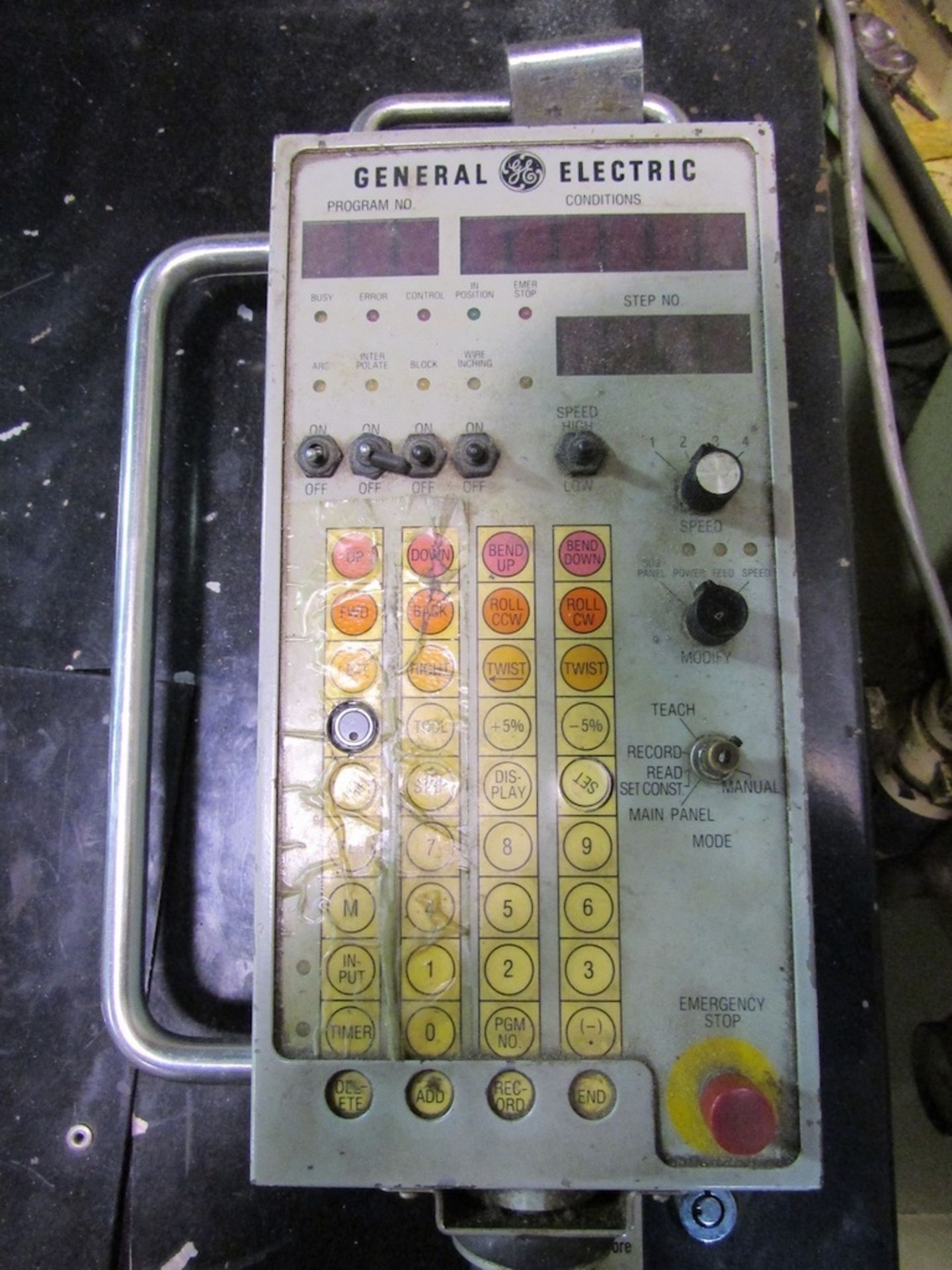 (1) 1989 Nachi Model B 97-7212 6 Axis Robot - Image 10 of 13