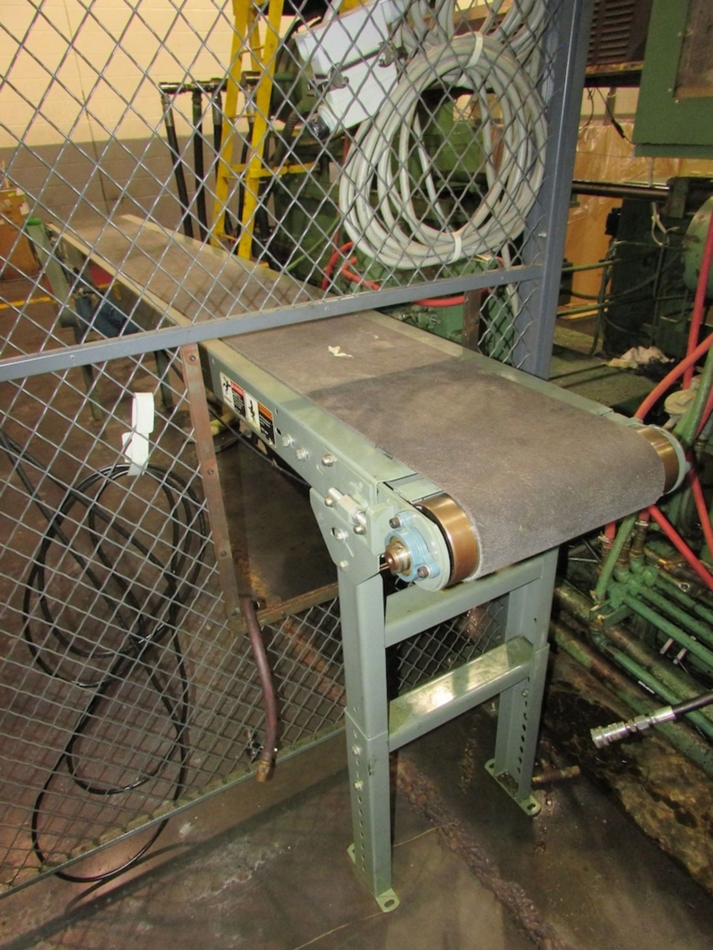(1) Hytrol 11'x12" Electric Belt Conveyor - Bild 4 aus 4
