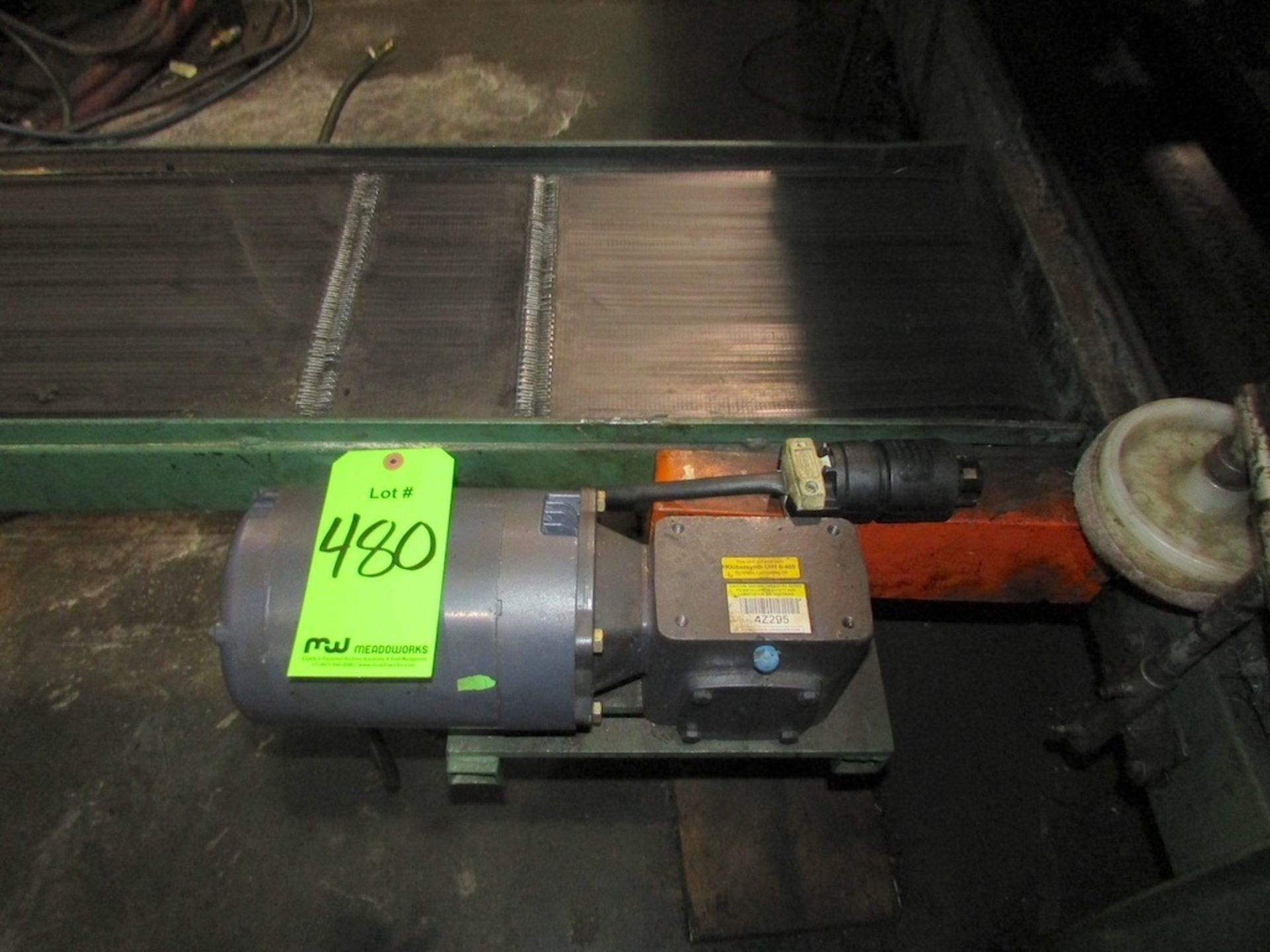 (1) 8'x14" Electric Belt Conveyor - Image 2 of 4