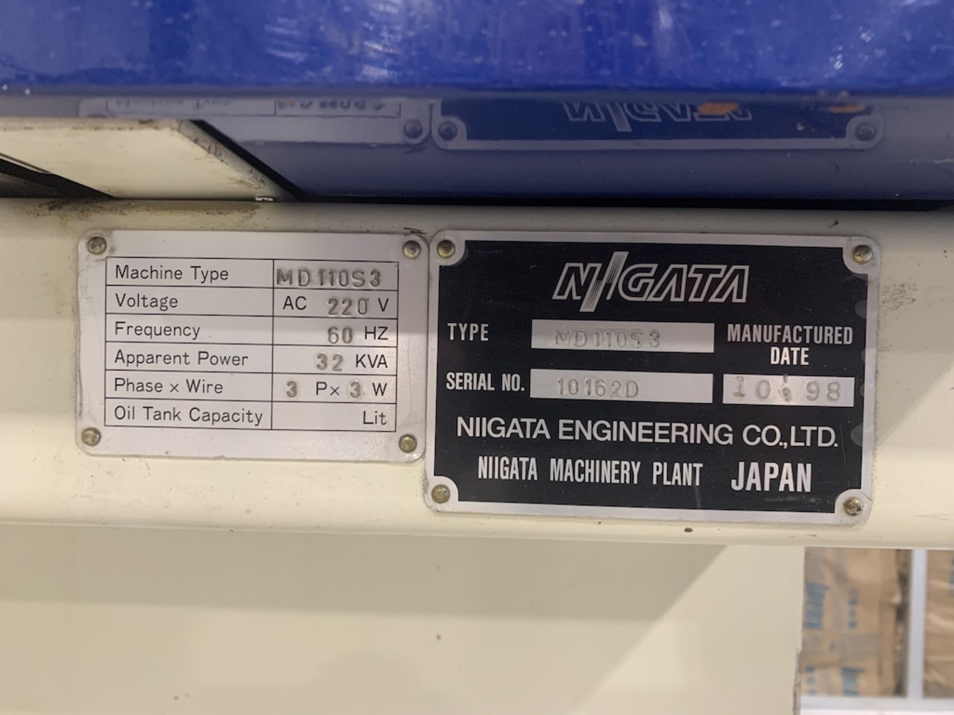 (1) 1998 Niigata MD110S-III, 110 Ton All Electric Injection Molding Machine - Image 6 of 6