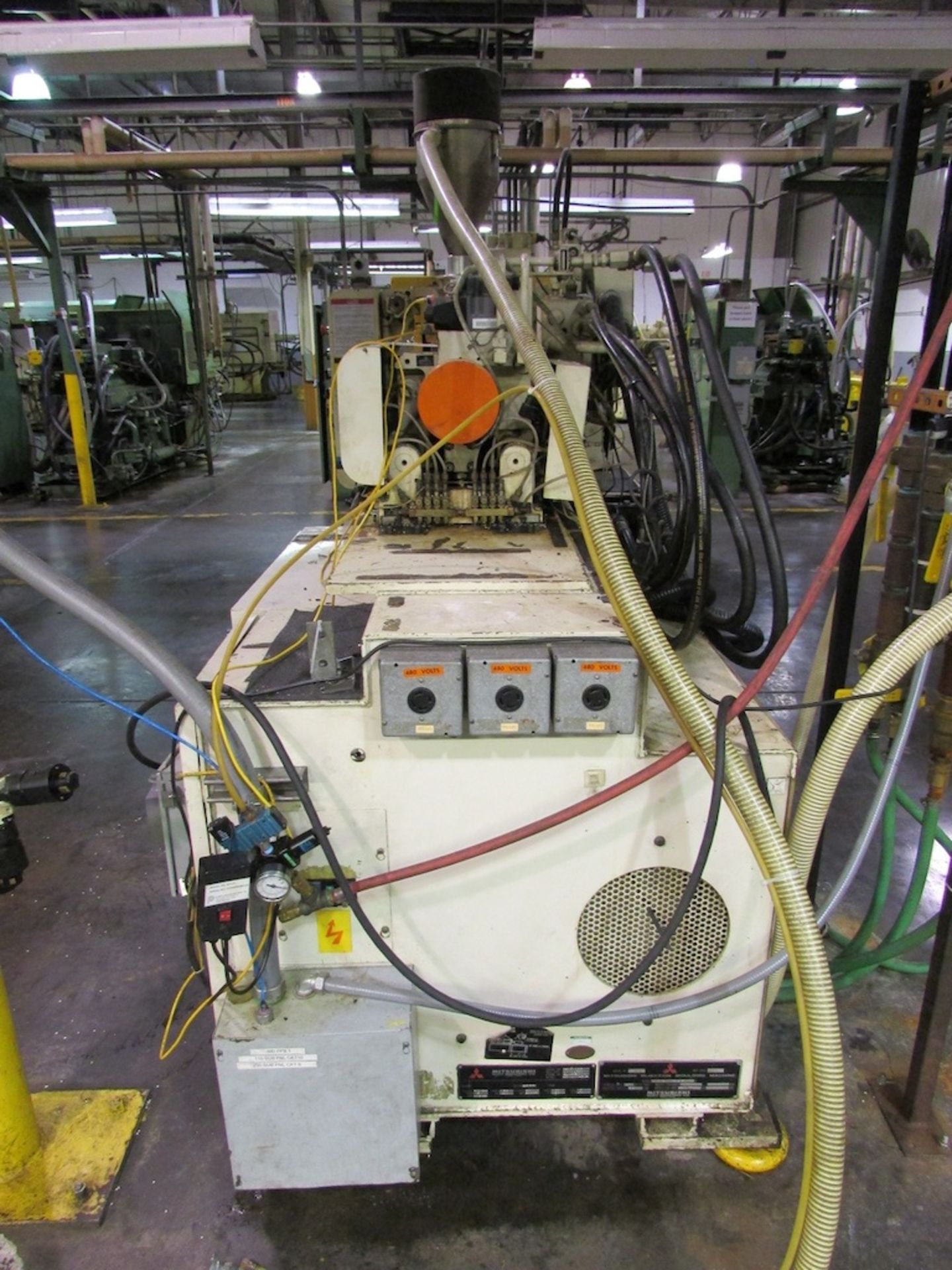 (1) 1996 Mitsubishi 90MJII-2.5, 90 Ton Injection Molding Machine - Image 6 of 12