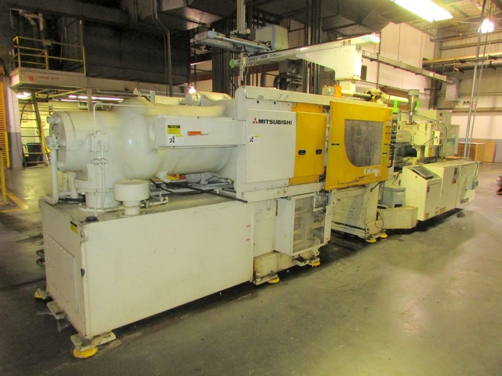 (1) 1999 Mitsubishi 390MJ-60C, 390 Ton Injection Molding Machine