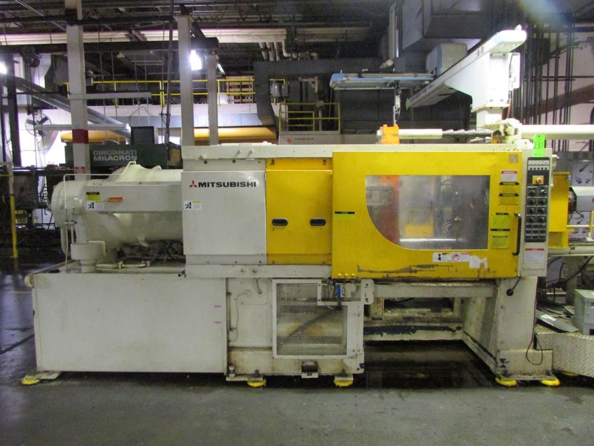 (1) 1999 Mitsubishi 390MJ-60C, 390 Ton Injection Molding Machine - Image 3 of 14