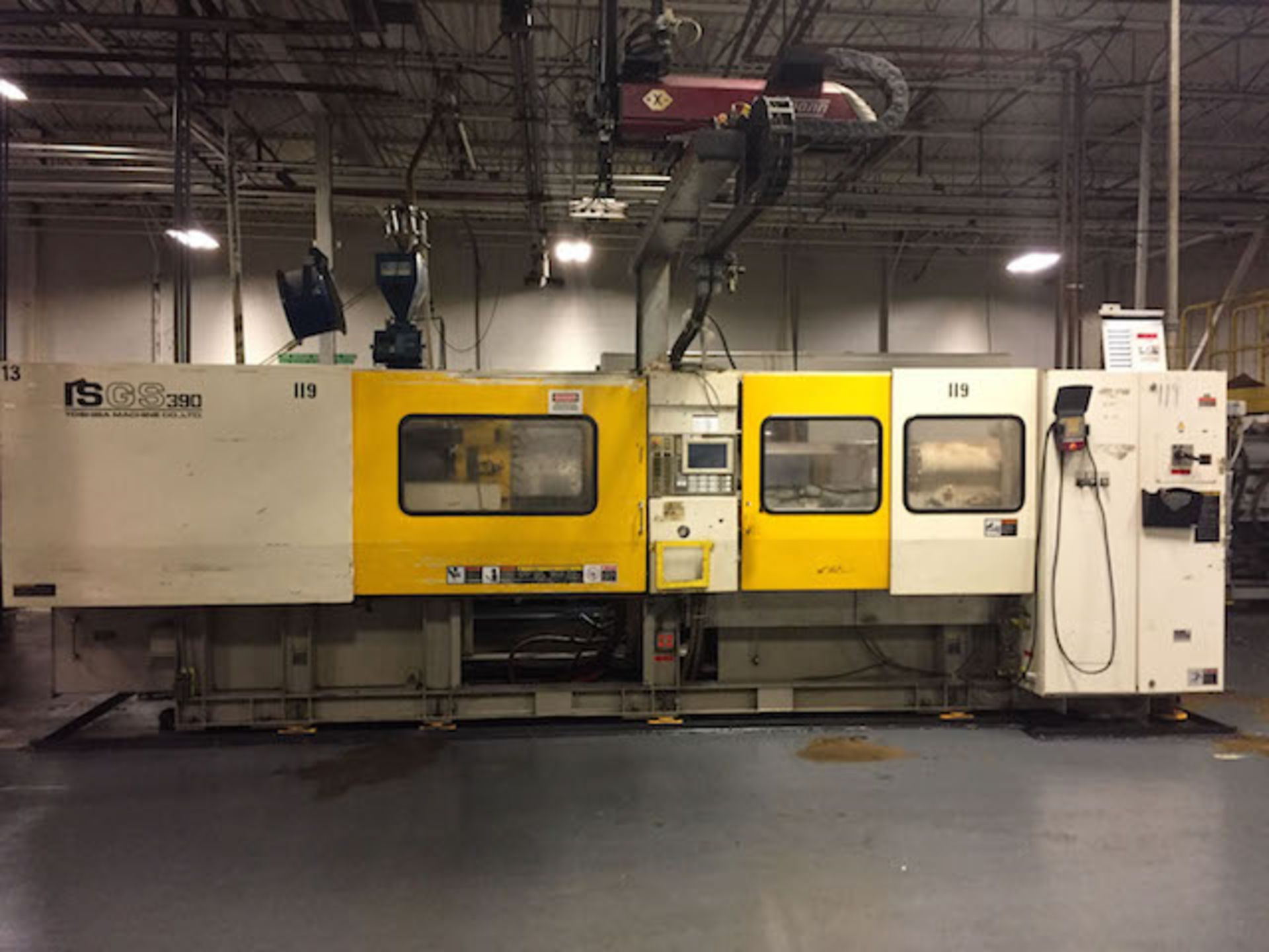 (1) 2000 Toshiba ISG390V10-19, 390 Ton Injection Molding Machine