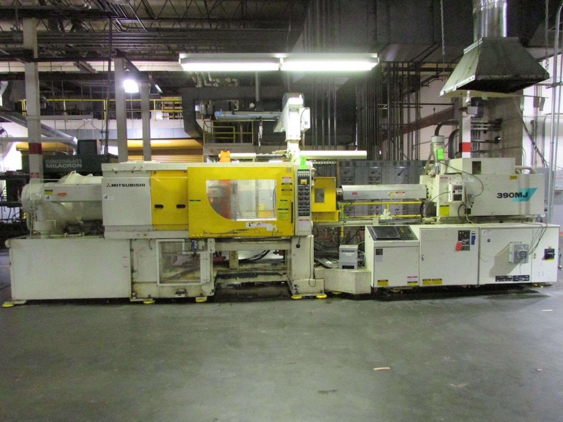 (1) 1999 Mitsubishi 390MJ-60C, 390 Ton Injection Molding Machine - Image 2 of 14