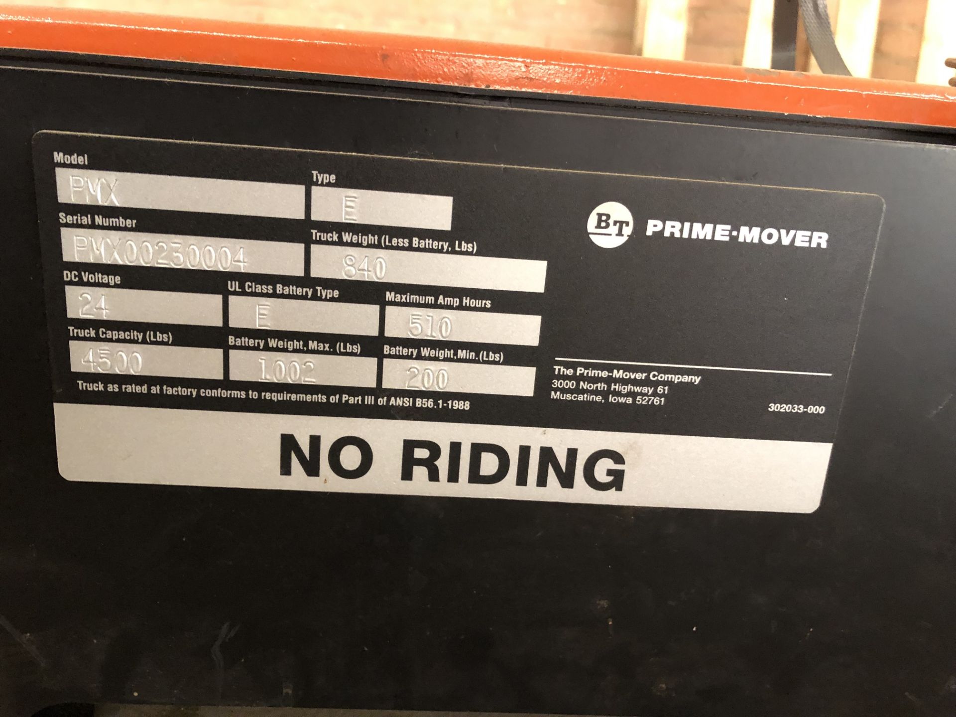 Prime Mover PMX E 4,500lb Electric Pallet Jack - Image 4 of 5