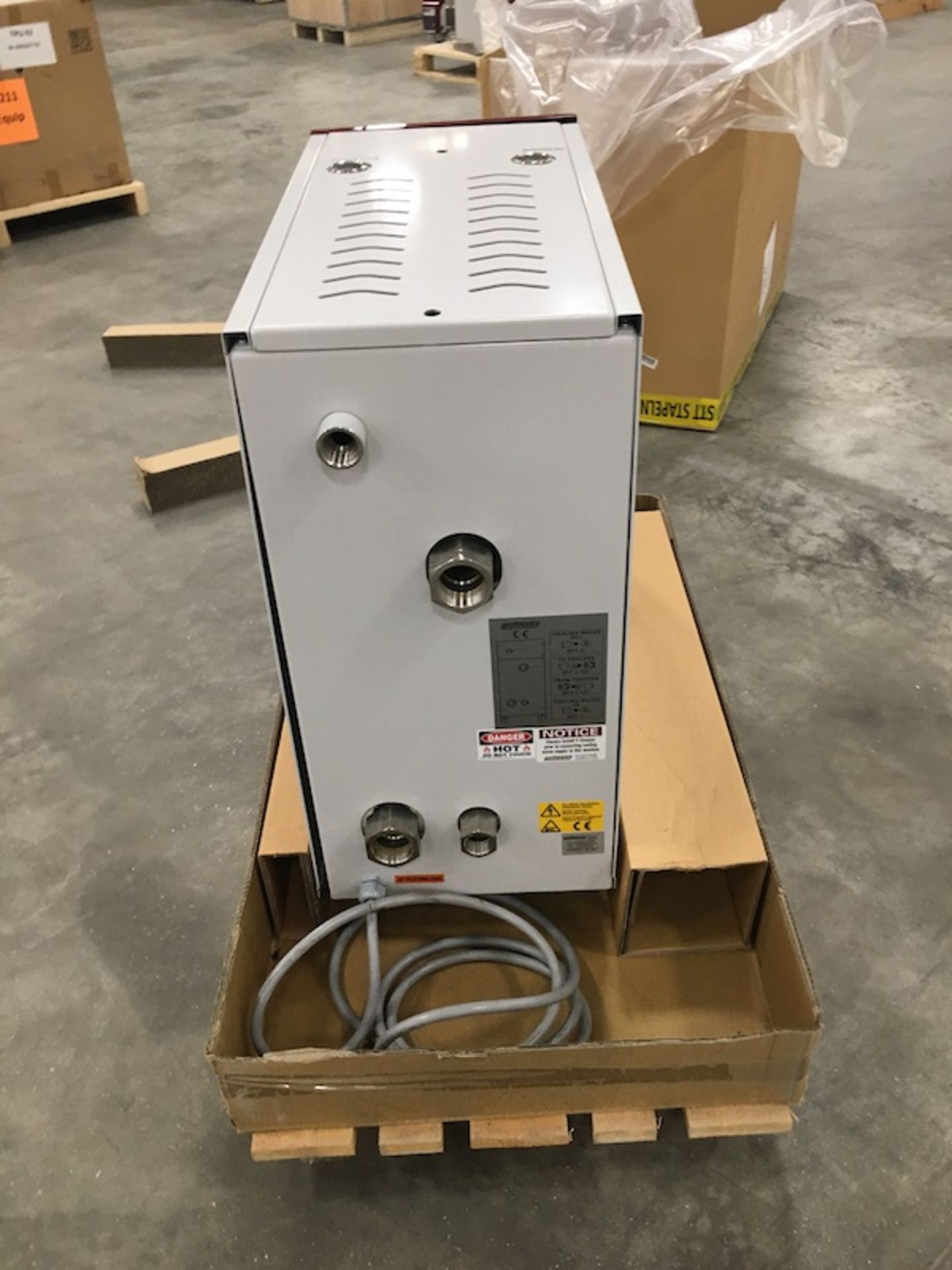 Wittmann Tempro Direct C250 3 HP, 24 kw Heater Thermolator, New in 2014 - Image 2 of 4
