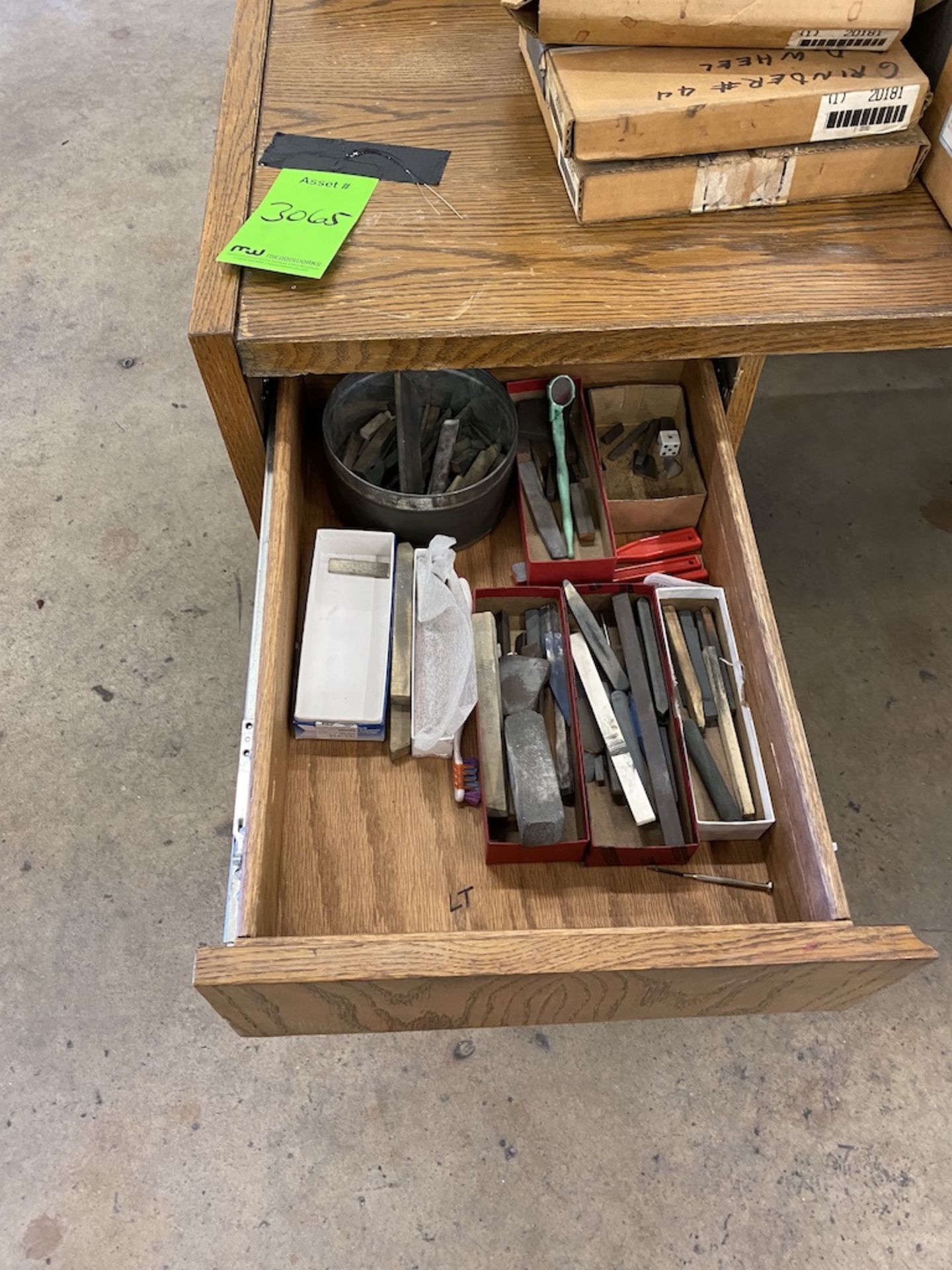 Polishing Desk (Surface Plate and Grinding Wheels NOT Included) - Image 3 of 4