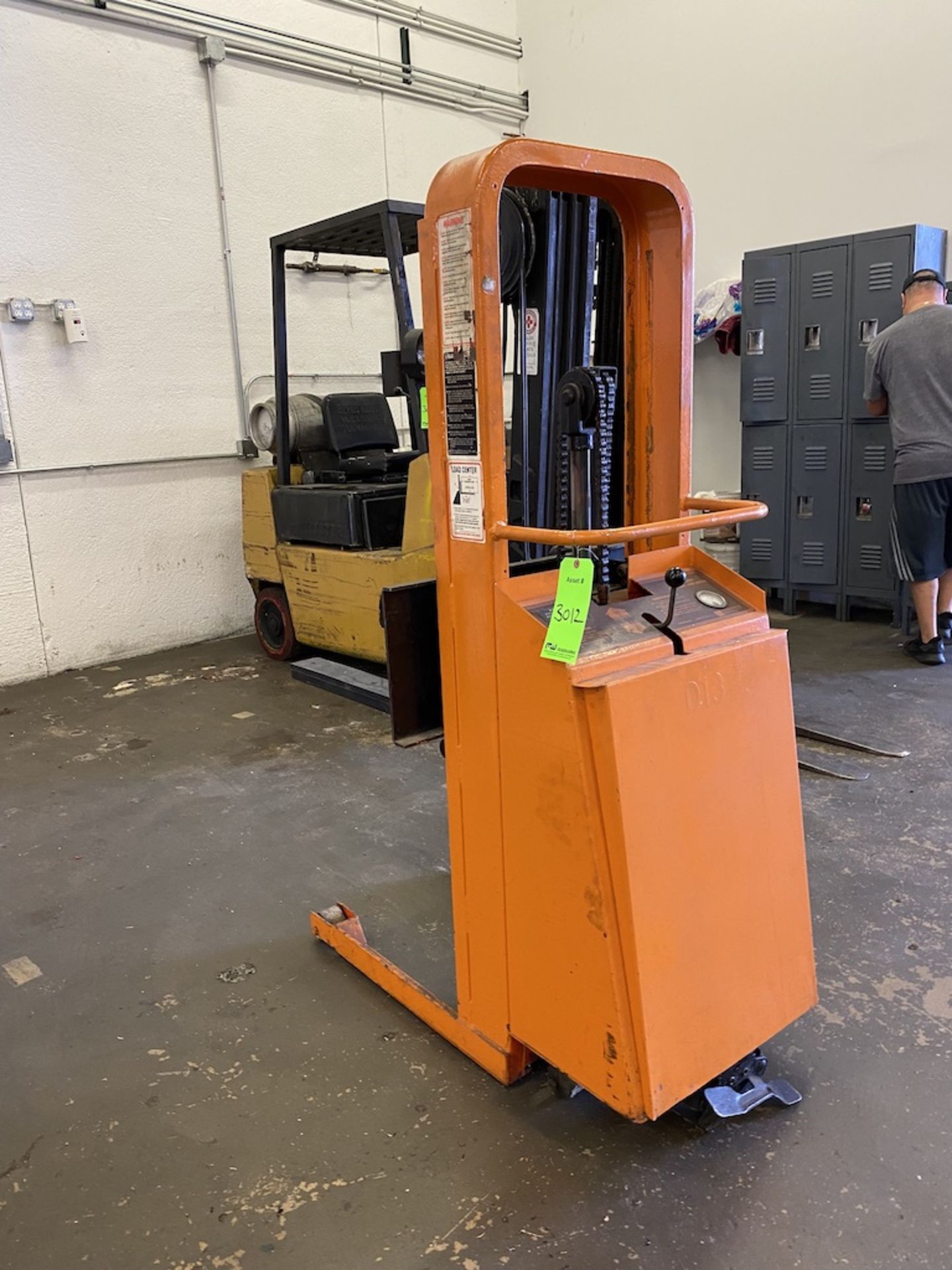 Presto B652-MOD 1000 lb. Lift Truck - Image 3 of 7