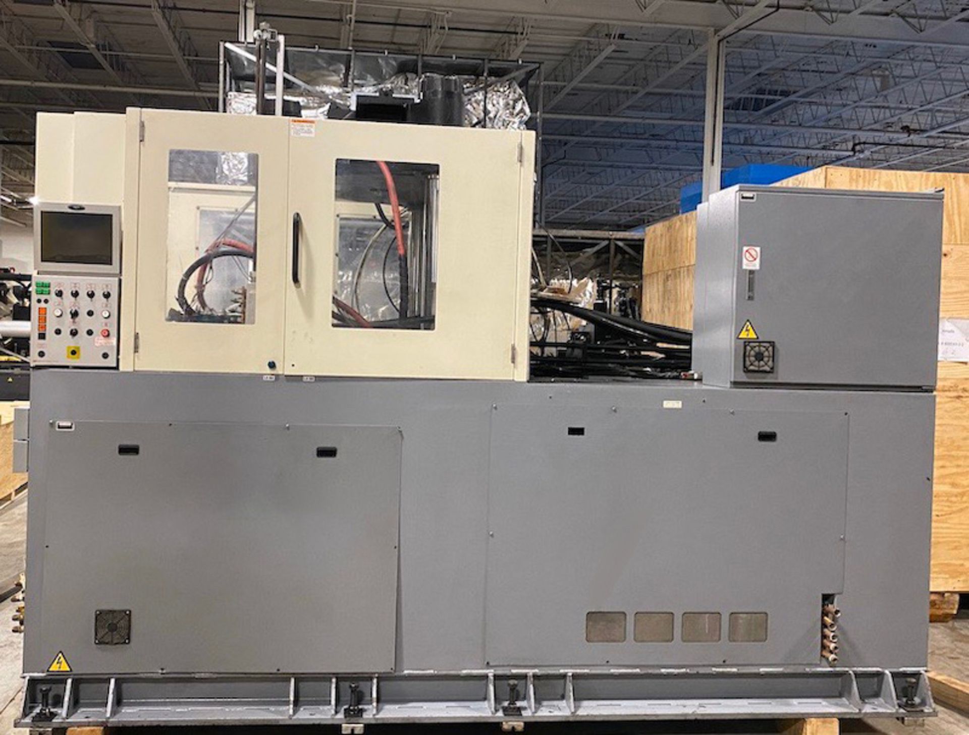 Nissei TNX220R-25V, 242 Ton Vertical/Vertical Injection Molding Machine, New in 2012 - Bild 2 aus 4