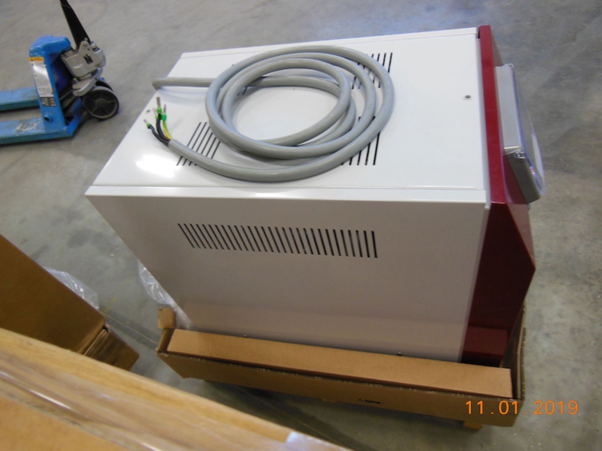 Wittmann Tempro Plus D 360 1.3 HP, 12 kw Heater Dual Zone Thermolator, New in 2020 - Image 4 of 4