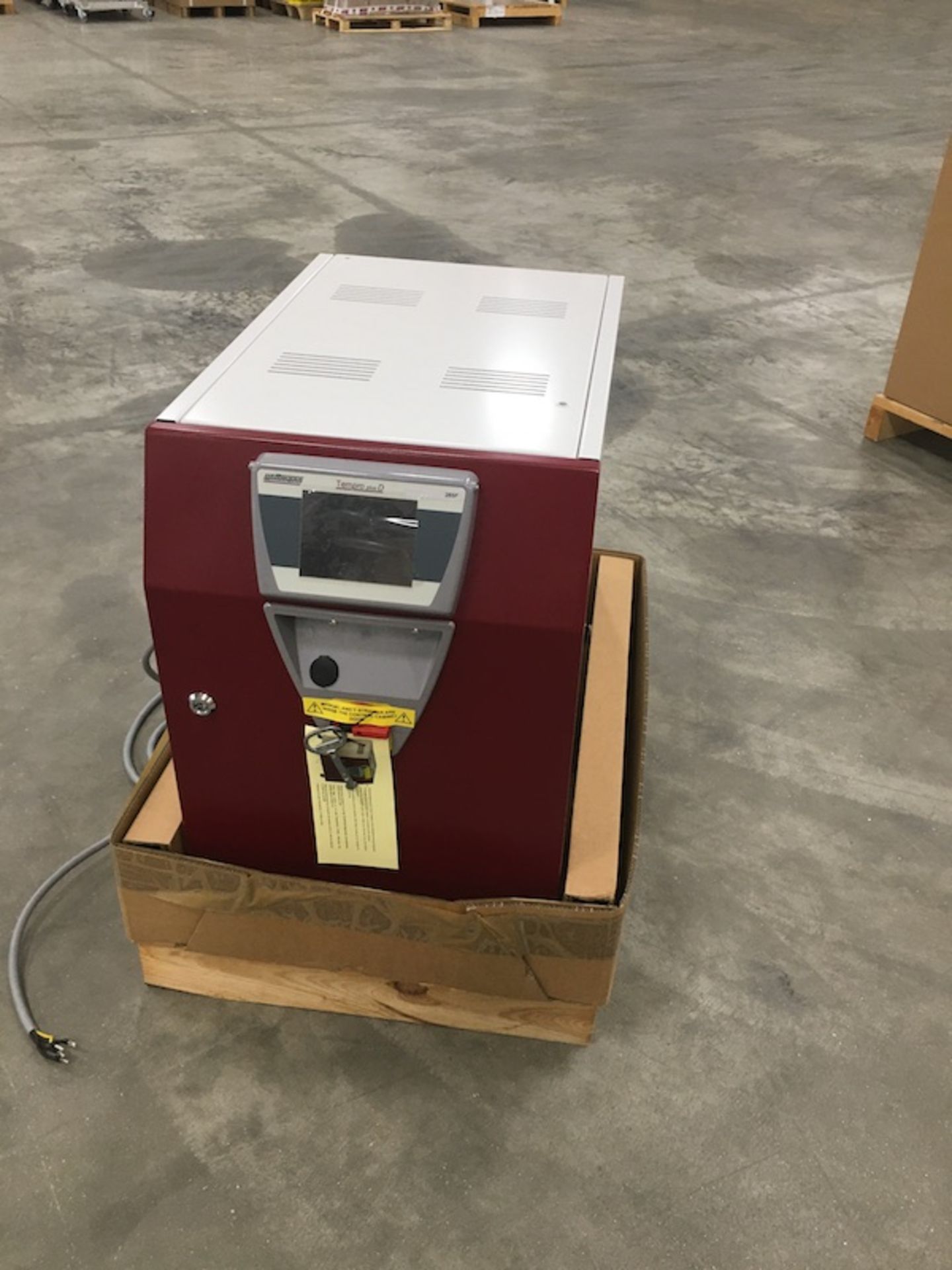 Wittmann Tempro Plus D 285 3/4 HP, 9 kw Heater Dual Zone Thermolator, New in 2018