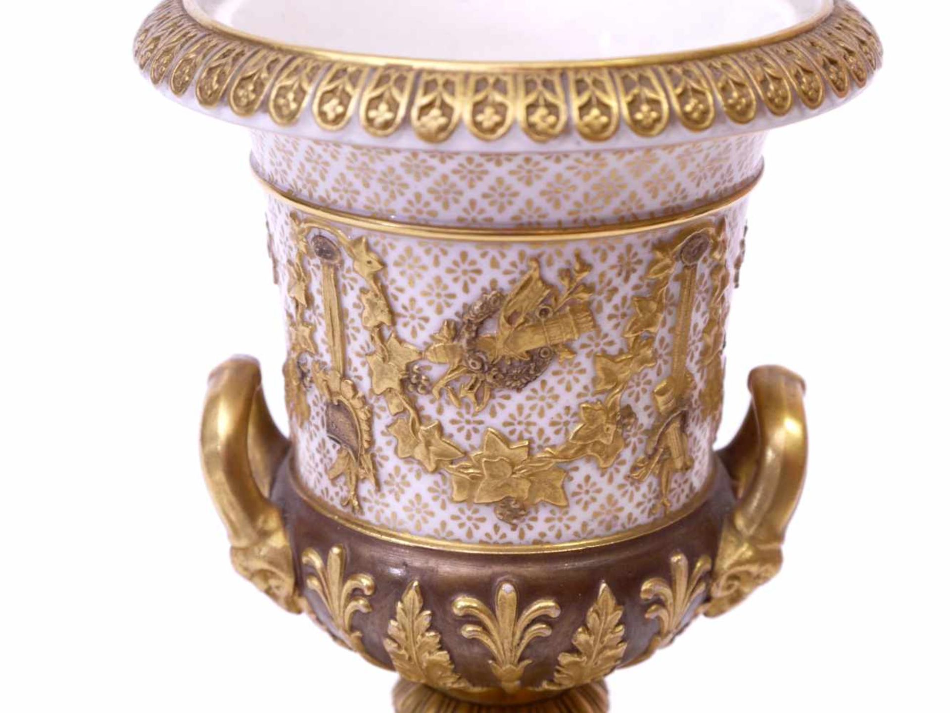 Wedgwood Urnenvase goldene Fassung 19. Jhd. - Image 10 of 16