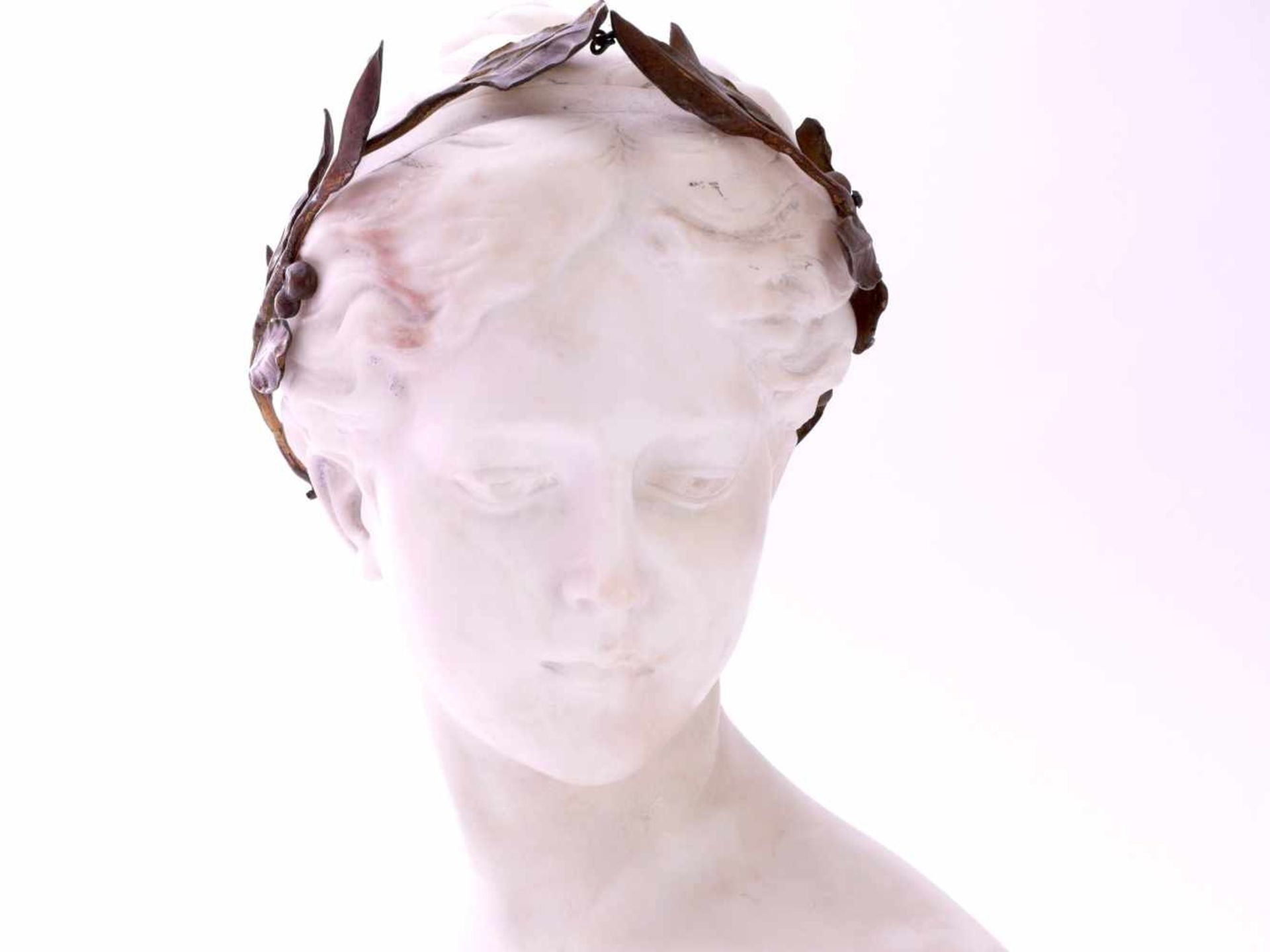 Garella, Antonio (1864-1919) - Mädchenbüste "Poésie"Vollplastische Skulptur in Alab - Image 15 of 20