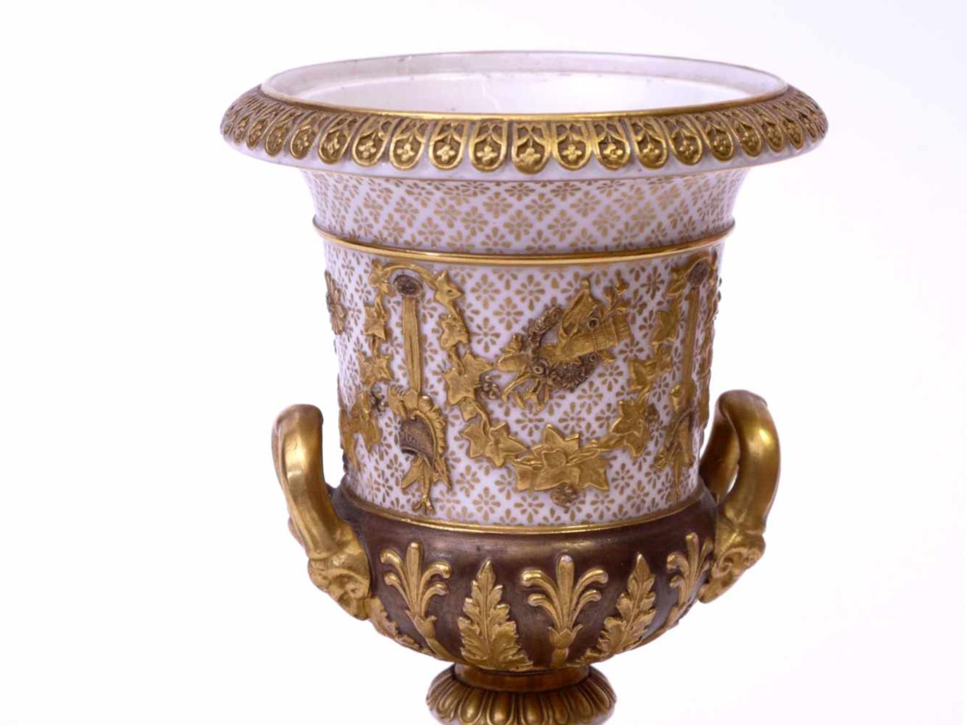 Wedgwood Urnenvase goldene Fassung 19. Jhd. - Image 7 of 16