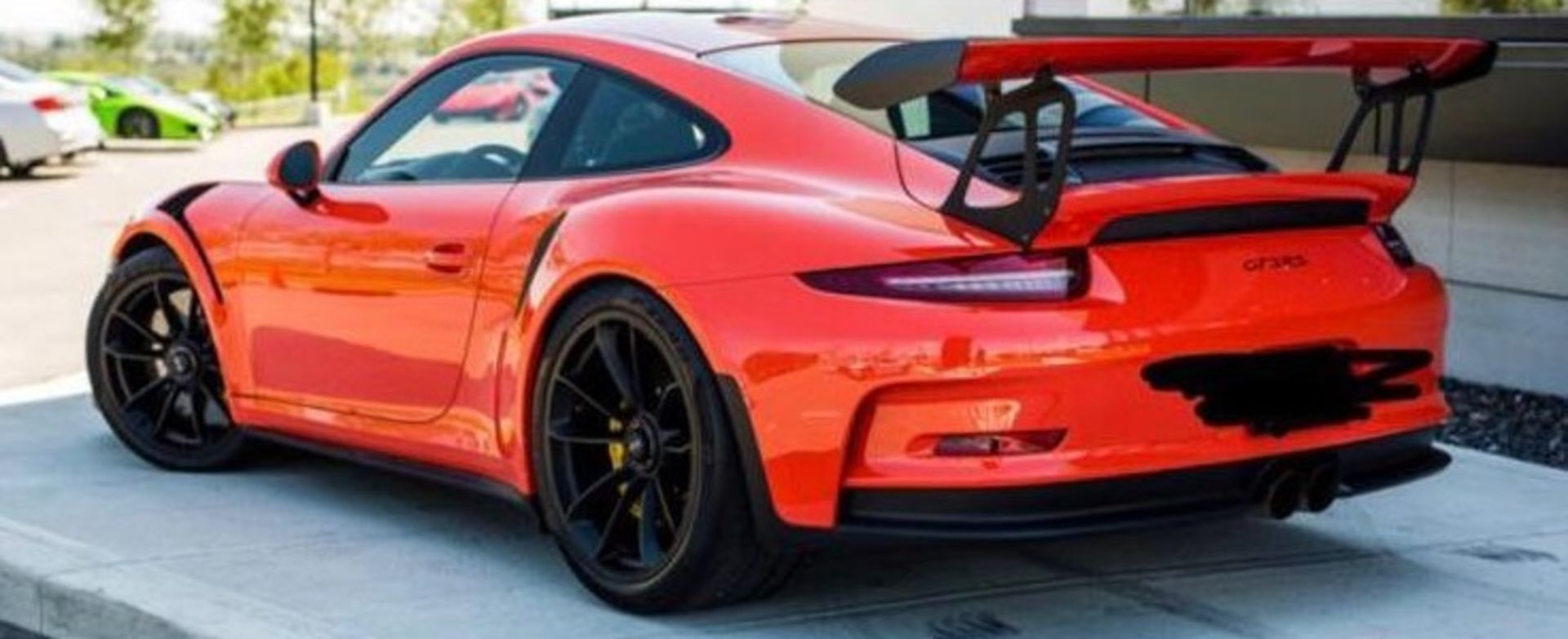 2016 Porsche Gt3rs full carbon spec 8k miles full service histroy 1 owner will be in uk mid january - Image 2 of 7