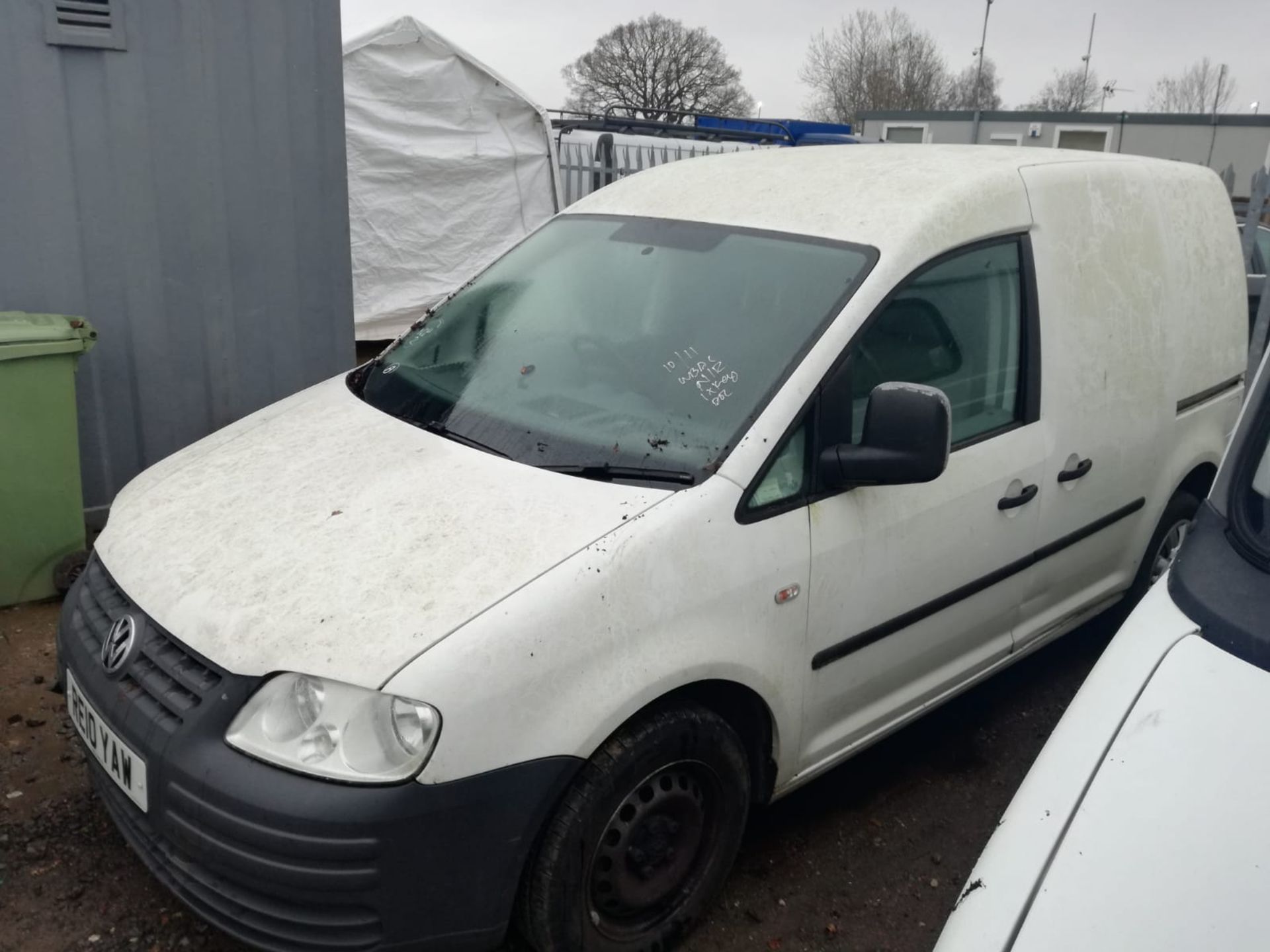 2010/10 REG VOLKSWAGEN CADDY C20 TDI 104 2.0 DIESEL PANEL VAN, SHOWING 5 FORMER KEEPERS *NO VAT* - Image 2 of 8