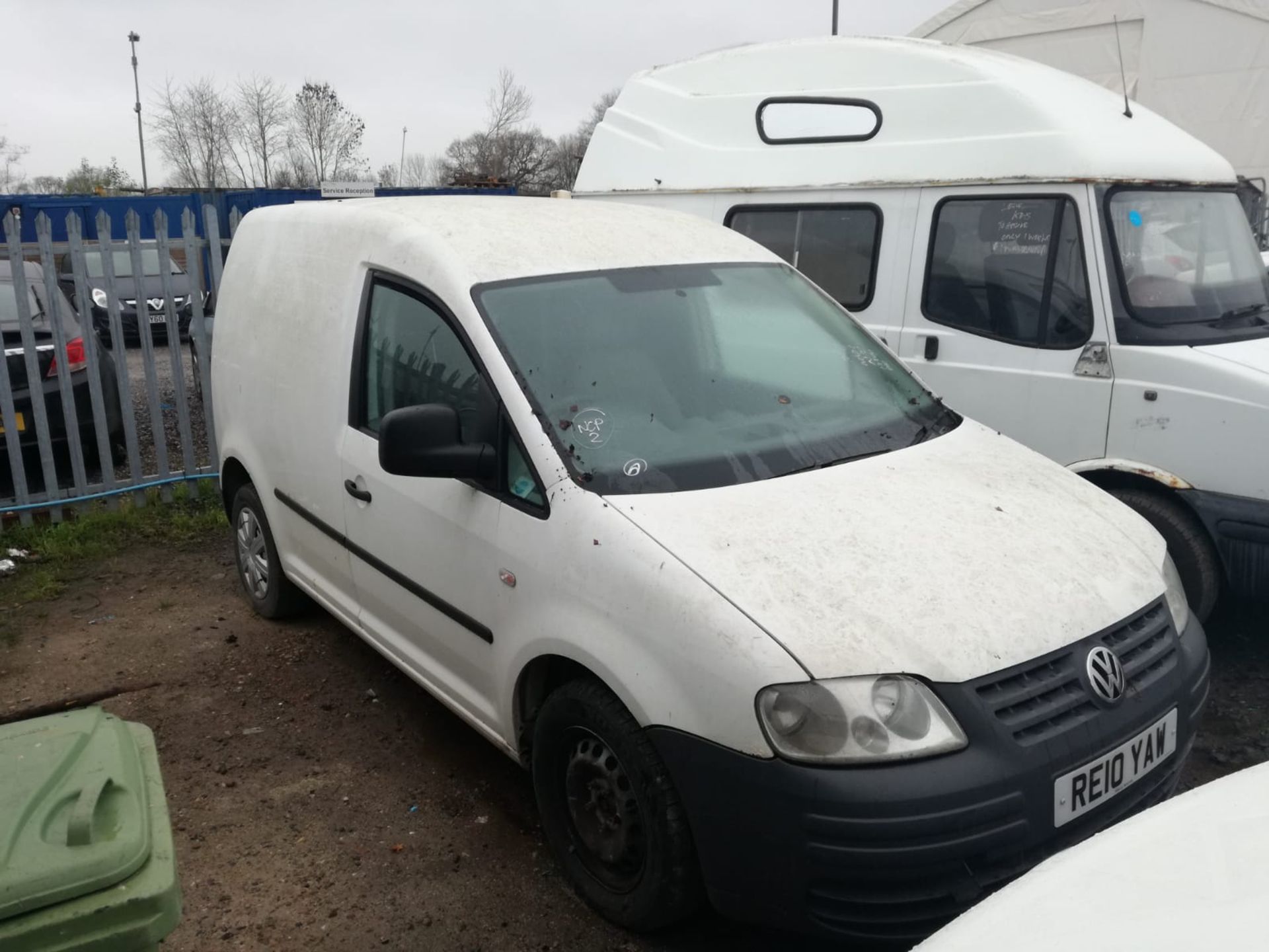 2010/10 REG VOLKSWAGEN CADDY C20 TDI 104 2.0 DIESEL PANEL VAN, SHOWING 5 FORMER KEEPERS *NO VAT*