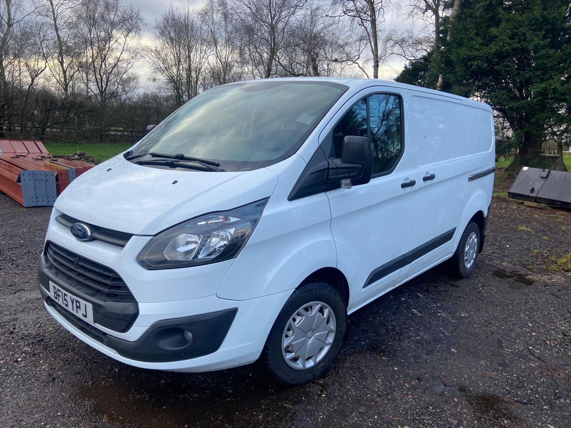 2015/15 REG FORD TRANSIT CUSTOM 290 ECO-TECH 2.2 DIESEL WHITE PANEL VAN, SHOWING 0 FORMER KEEPERS - Image 3 of 10