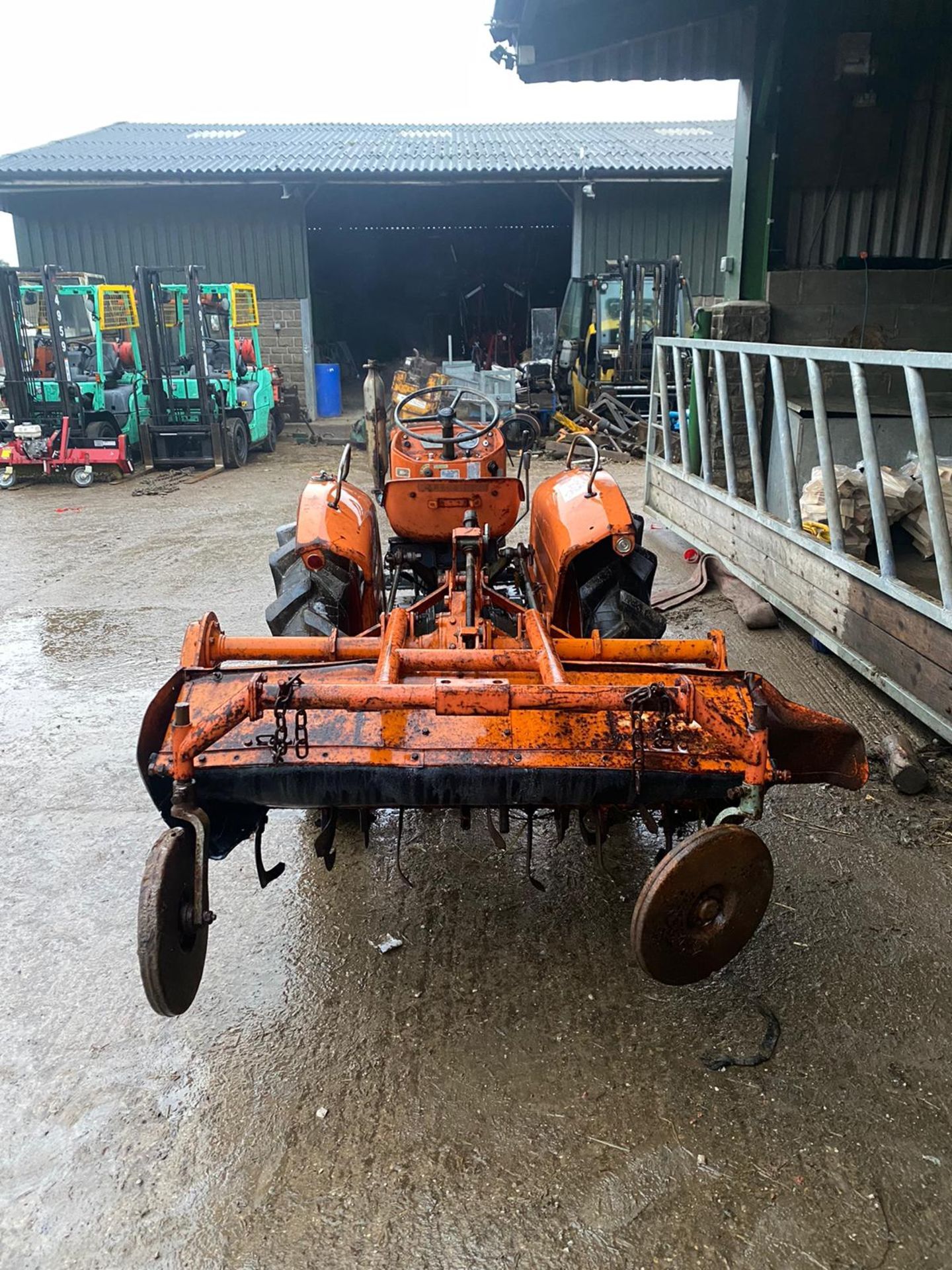 KUBOTA L1500 COMPACT TRACTOR WITH ROTAVATOR, RUNS, WORKS AND DRIVES, ONLY 1462 HOURS *NO VAT* - Image 2 of 6