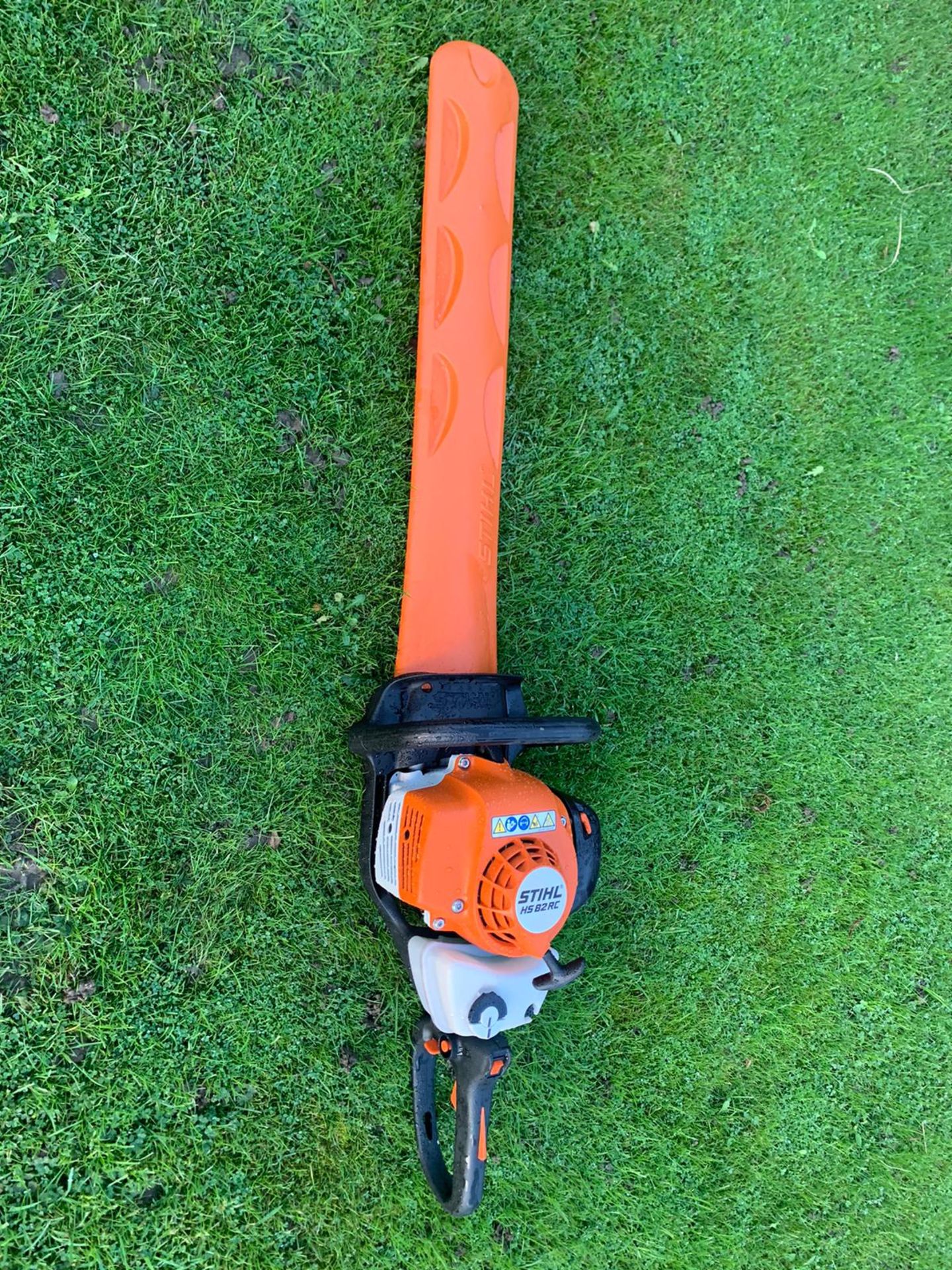 2018 STIHL HS82RC HEDGE CUTTER, RUNS AND WORKS, EX DEMO CONDITION *NO VAT* - Image 2 of 3