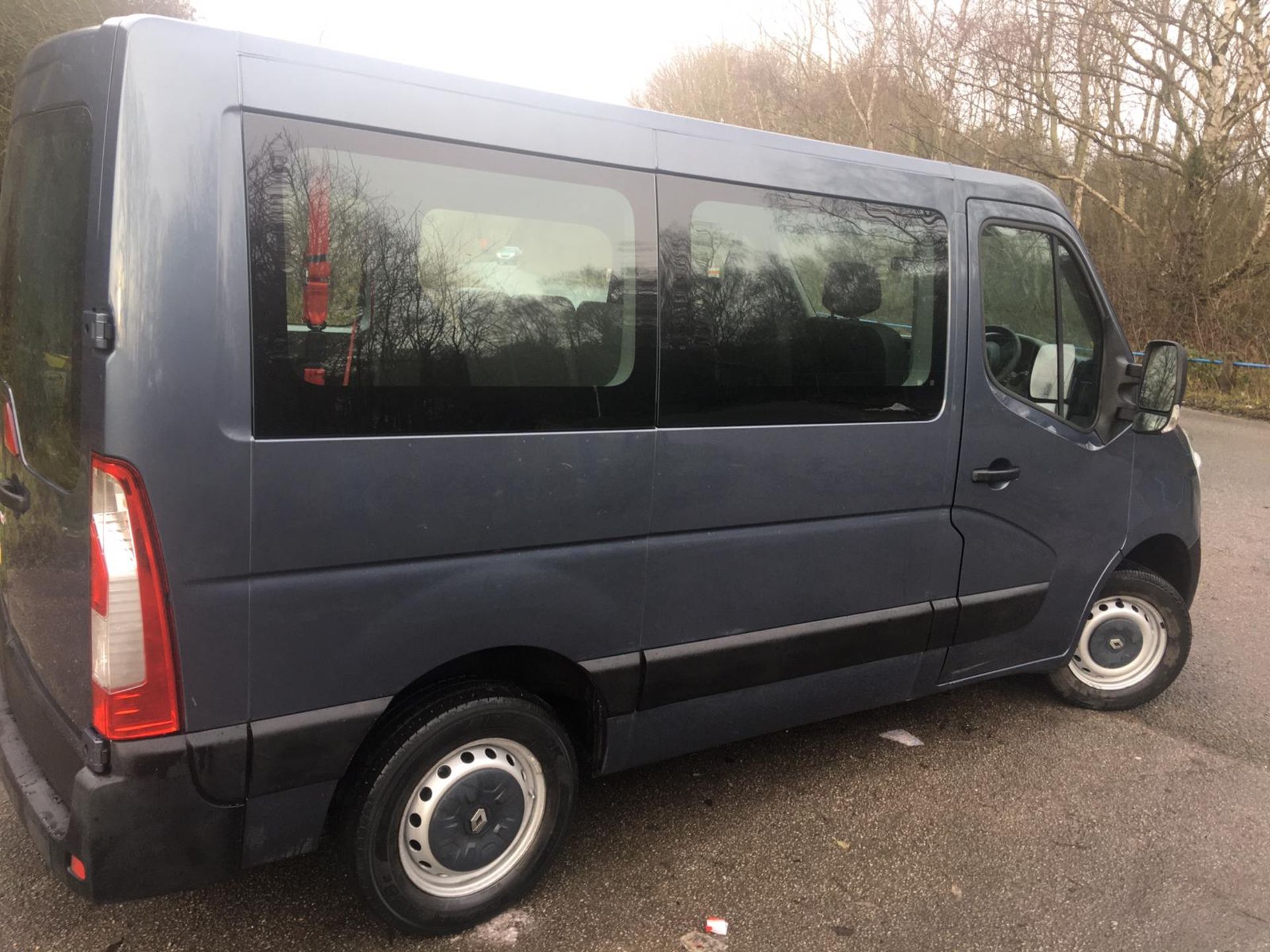 2013/63 REG RENAULT MASTER 2.3 DIESEL DISABLED ACCESS VEHICLE / MINIBUS, SHOWING 2 FORMER KEEPERS - Image 5 of 32