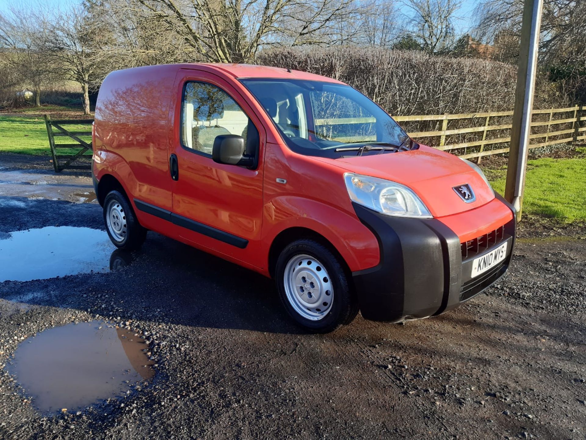 2010/10 REG PEUGEOT BIPPER S HDI 1.4 DIESEL RED PANEL VAN, SHOWING 0 FORMER KEEPERS *PLUS VAT*