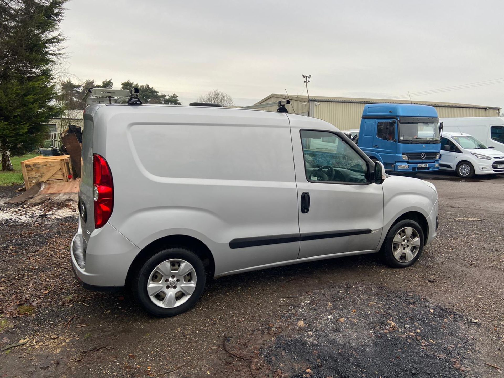 2014/64 REG VAUXHALL COMBO 2000 L1H1 CDTI S/S SPORT 1.25 DIESEL SILVER PANEL VAN *PLUS VAT* - Image 7 of 10