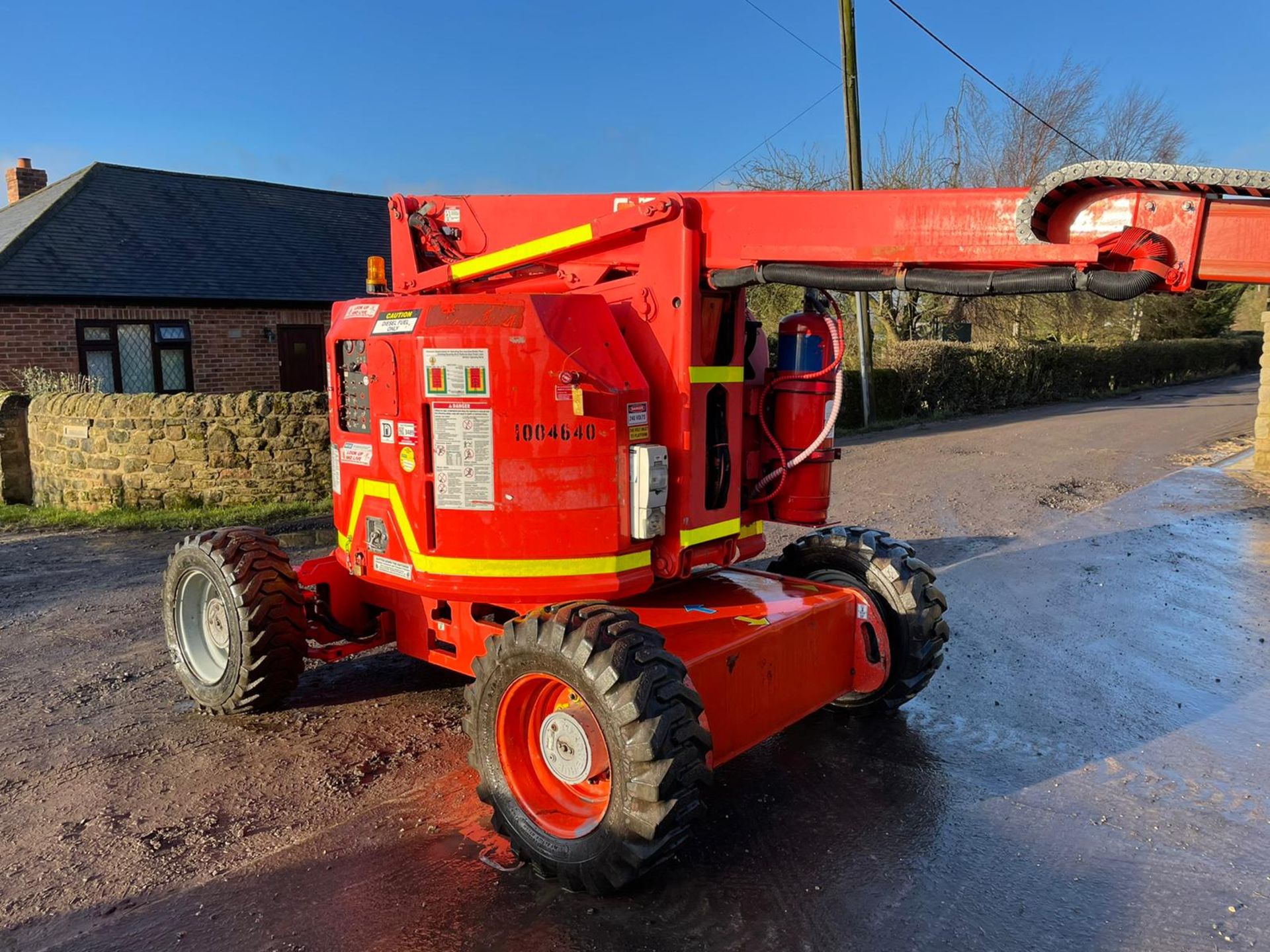 2010 GENIE Z34/22 BOOM LIFT, RUNS, DRIVES AND LIFTS, 4WD, CLEAN MACHINE *PLUS VAT* - Image 5 of 10