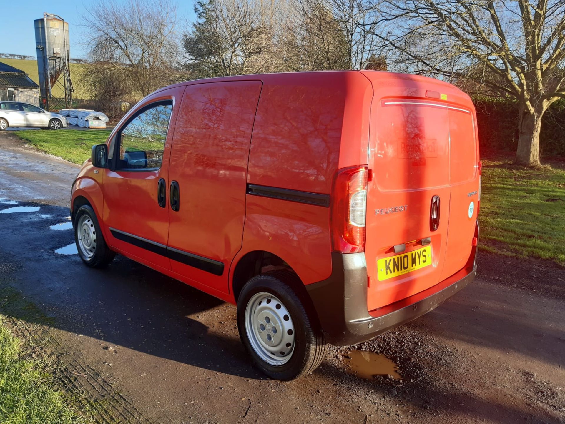 2010/10 REG PEUGEOT BIPPER S HDI 1.4 DIESEL RED PANEL VAN, SHOWING 0 FORMER KEEPERS *PLUS VAT* - Image 3 of 8